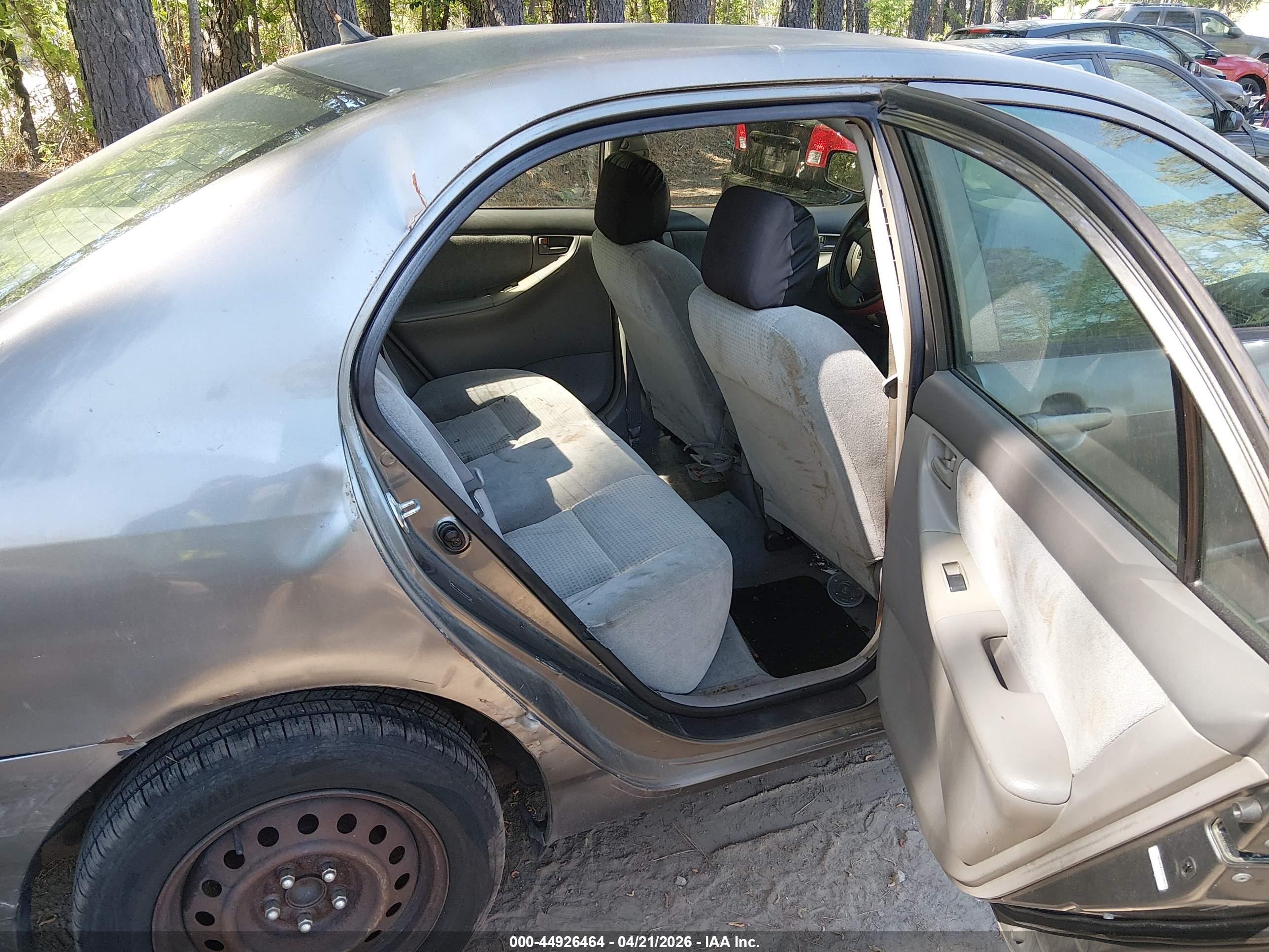 TOYOTA COROLLA image 8
