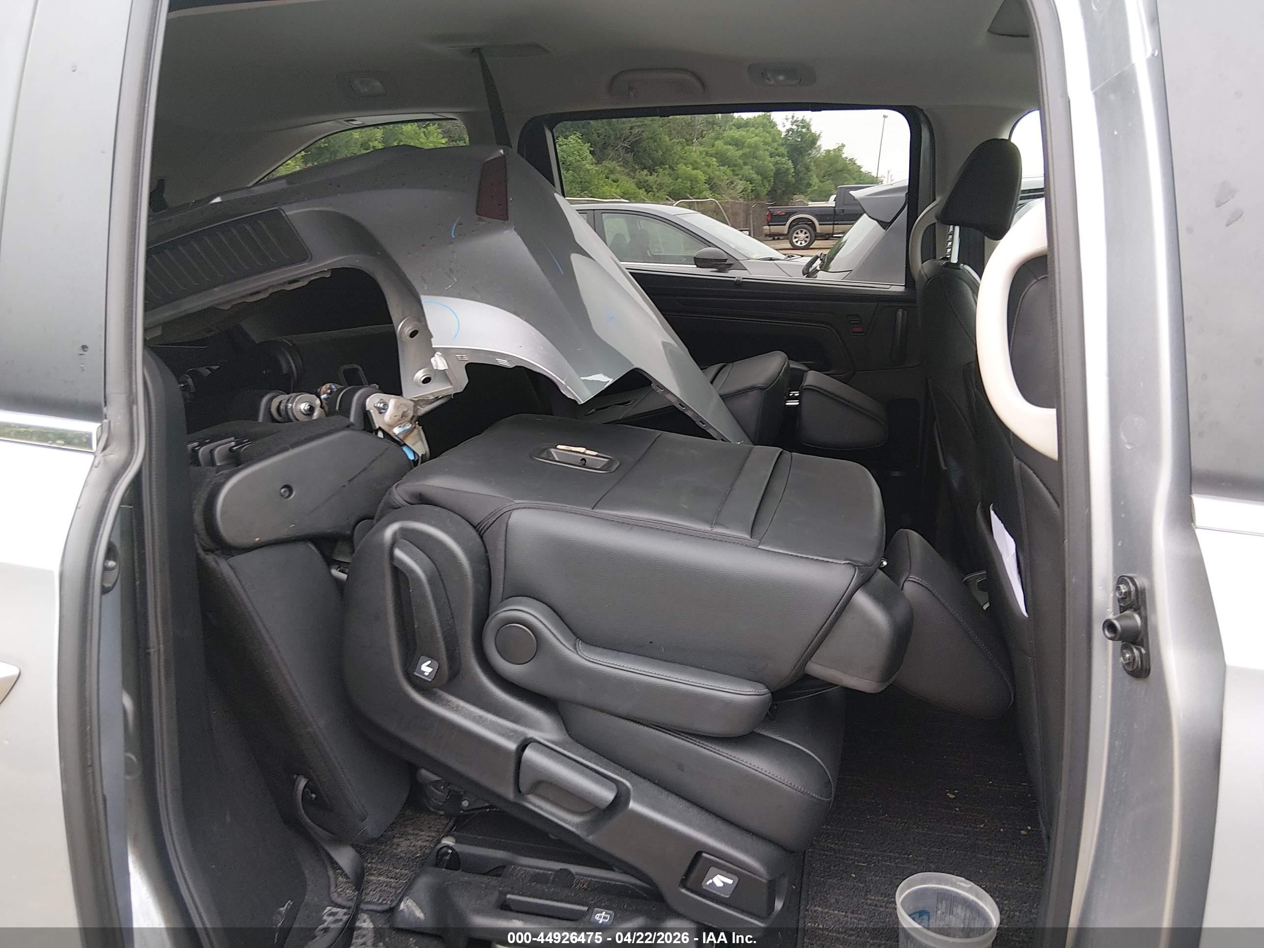 HONDA ODYSSEY image 8