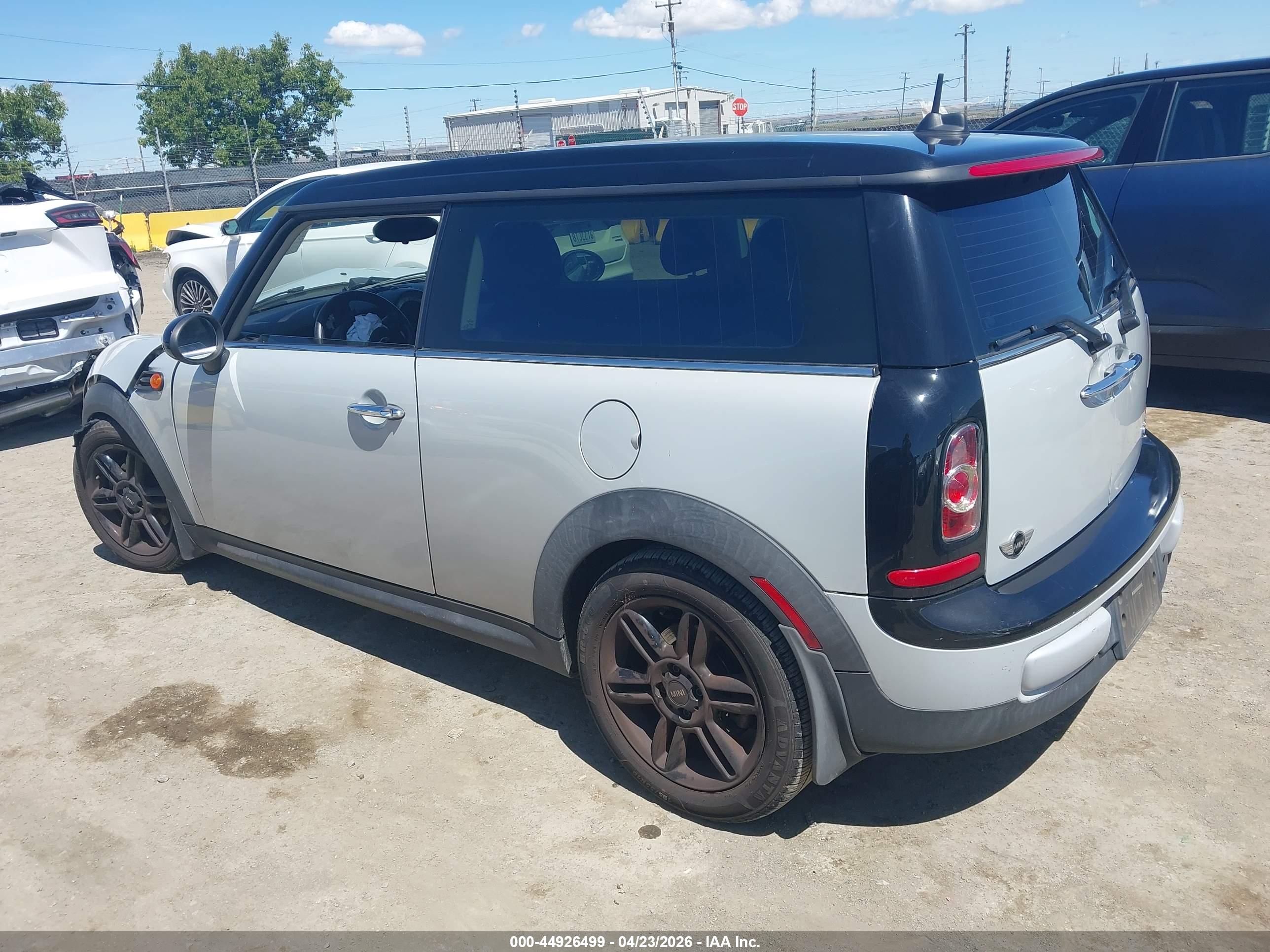 MINI CLUBMAN image 3