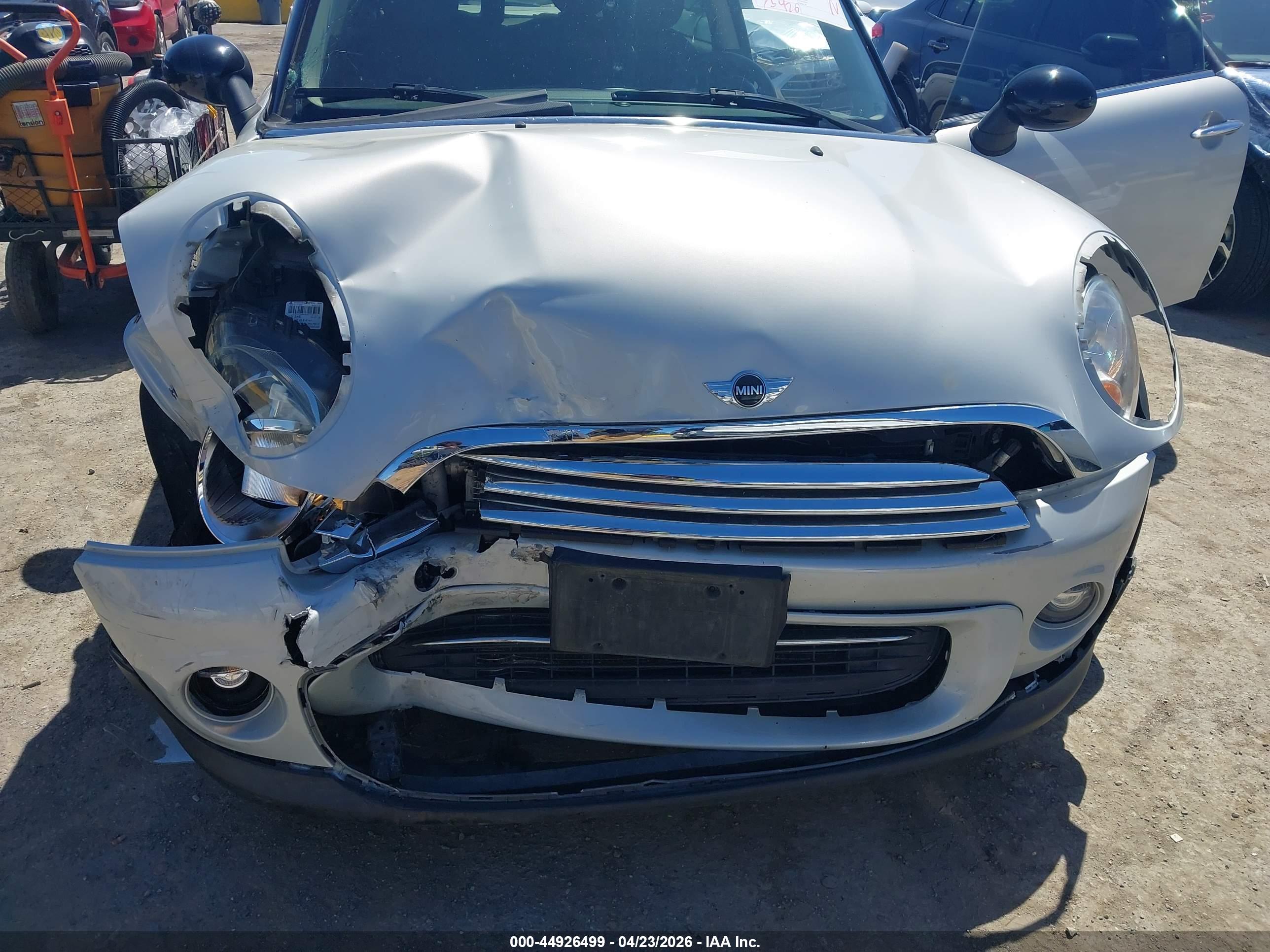 MINI CLUBMAN image 6