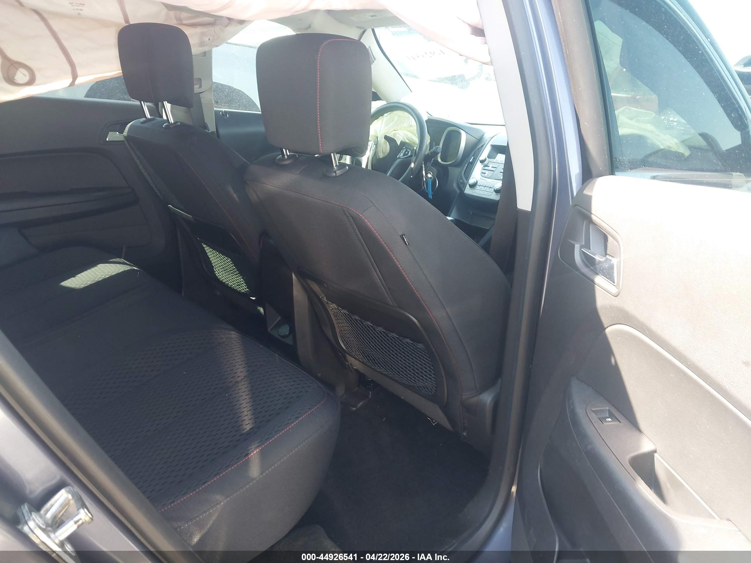 CHEVROLET EQUINOX image 8