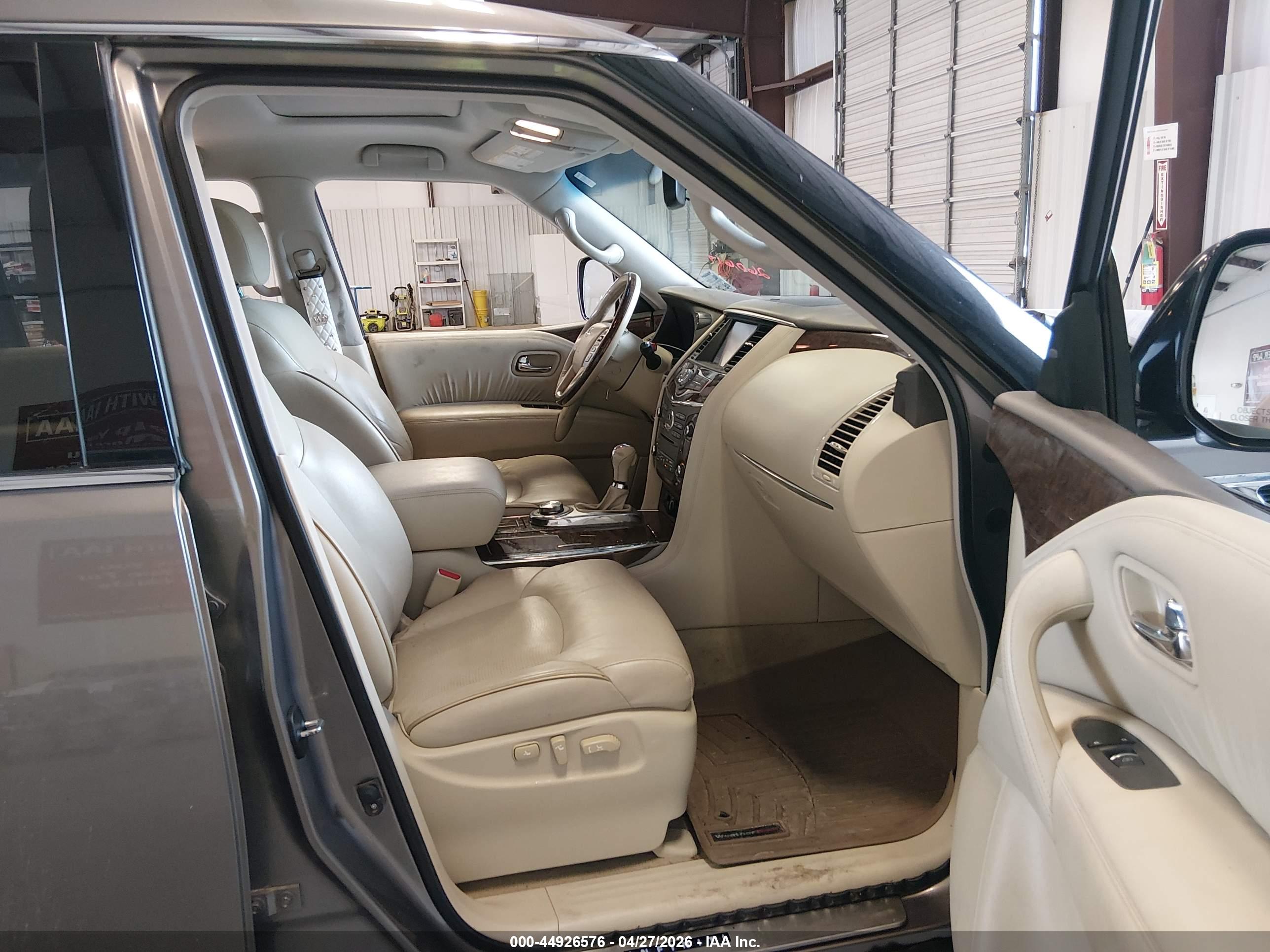 INFINITI QX80 image 5