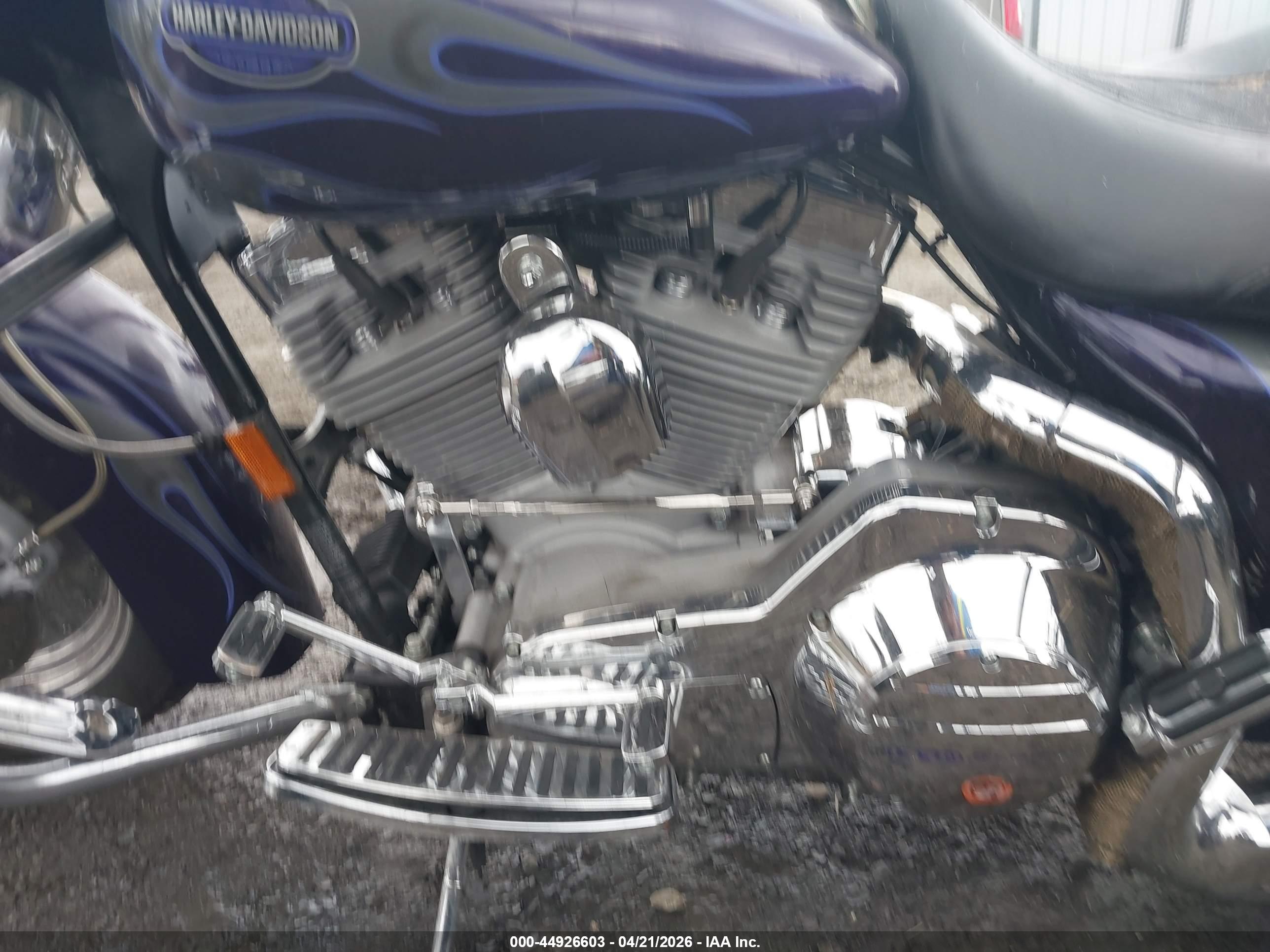 HARLEY-DAVIDSON FLHRSEI image 9