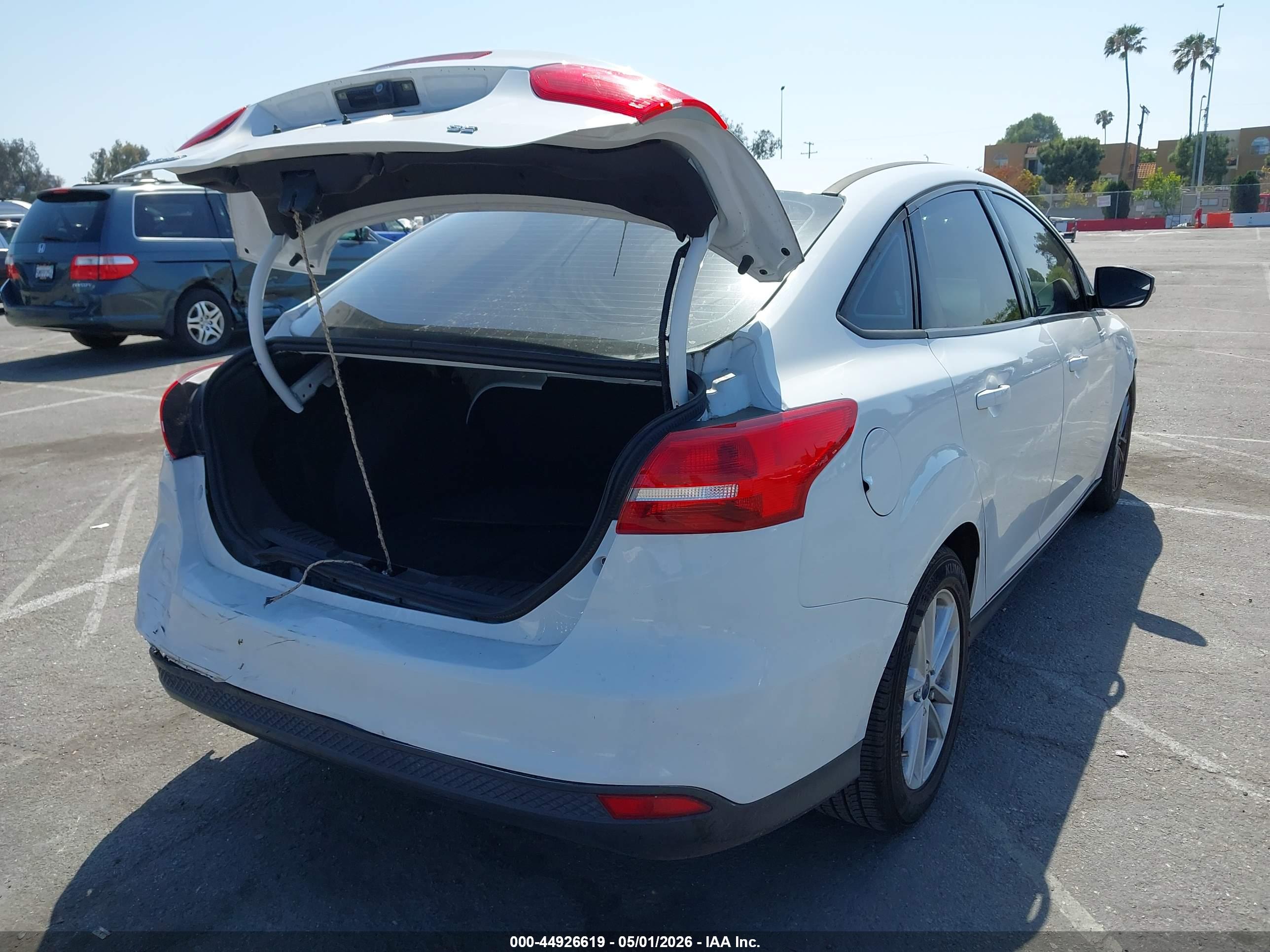 FORD FOCUS image 4