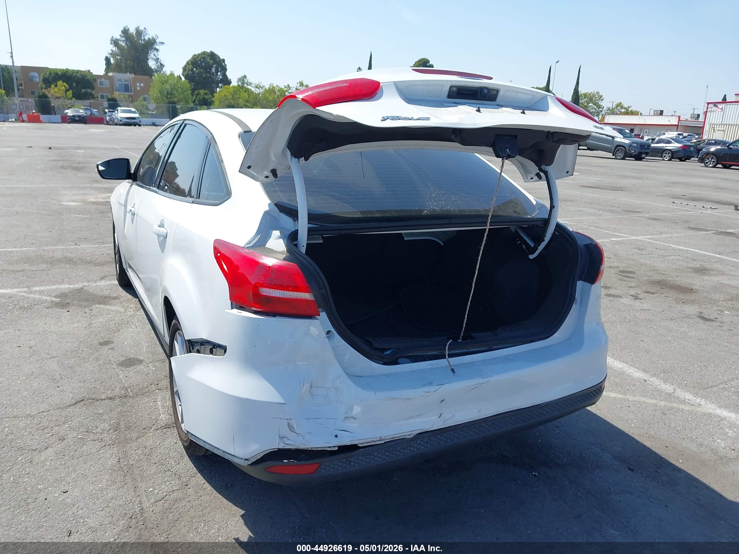 FORD FOCUS image 6