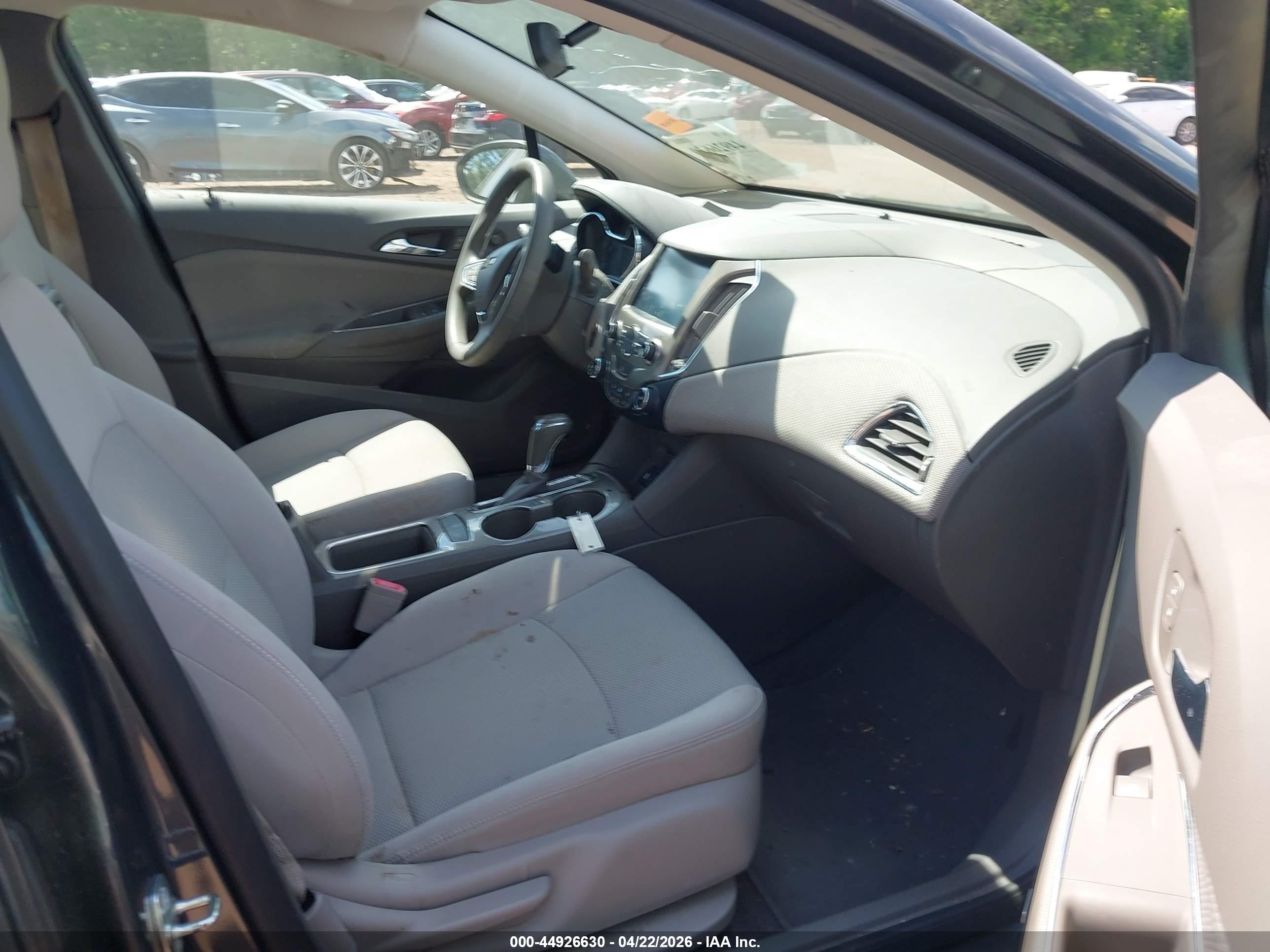 CHEVROLET CRUZE image 5