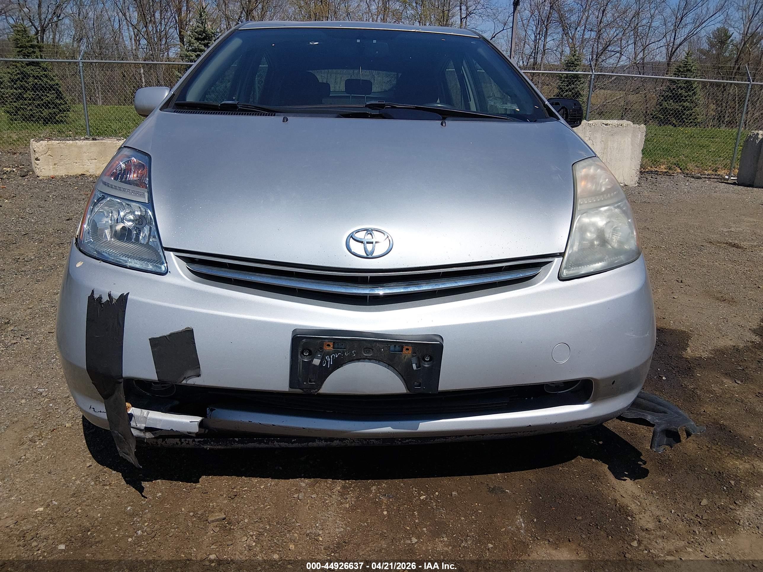TOYOTA PRIUS image 6