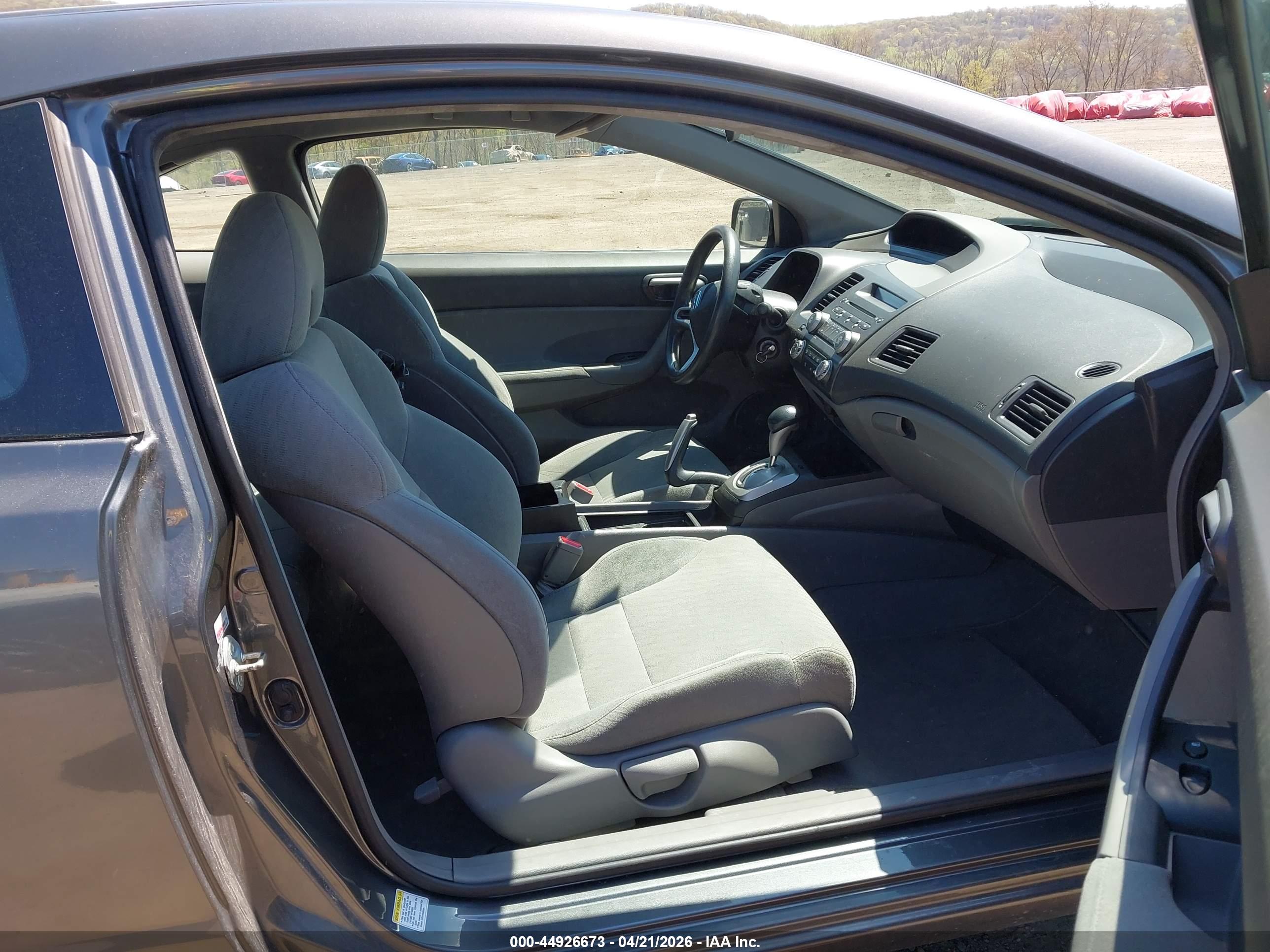 HONDA CIVIC image 5