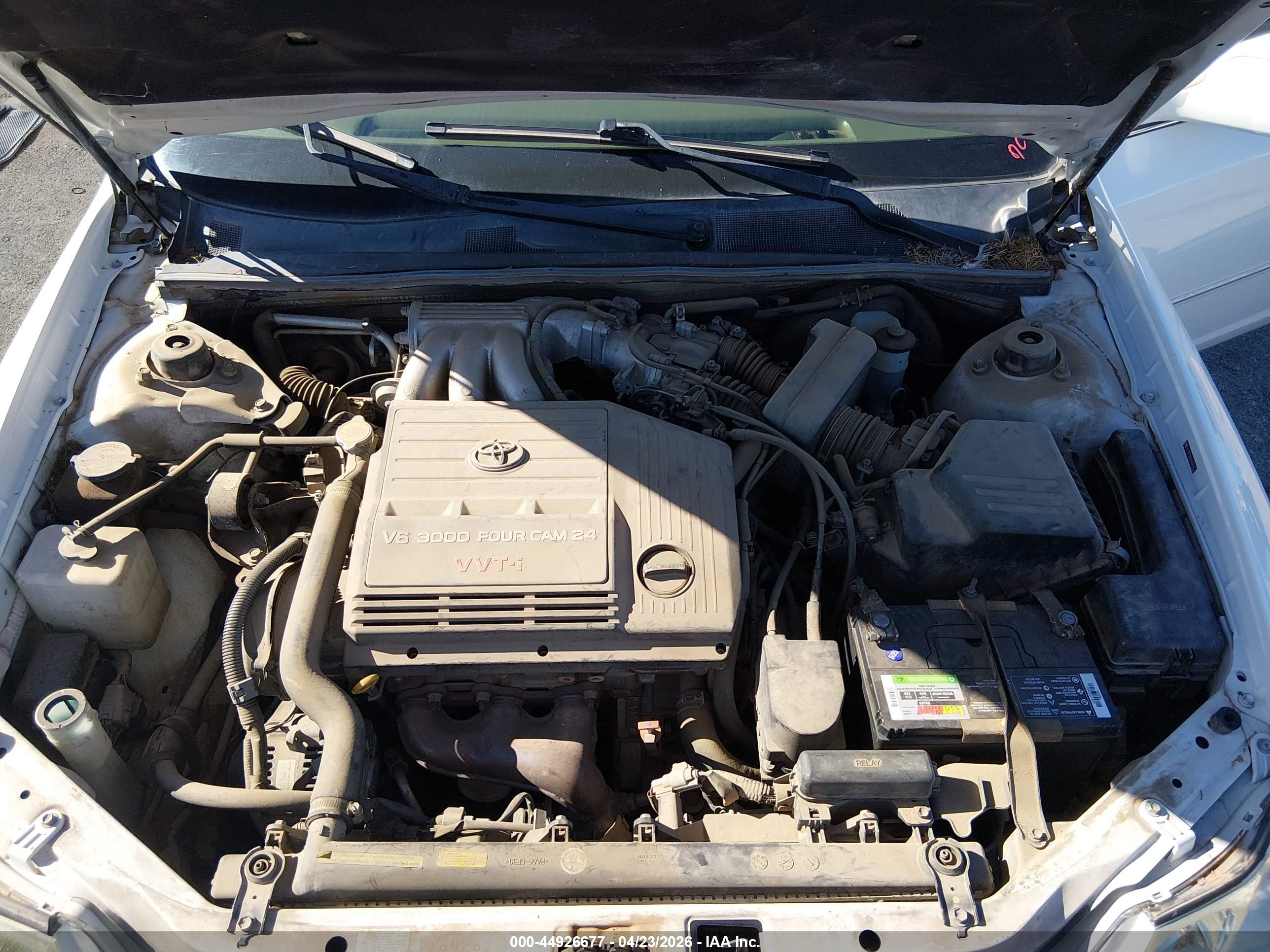 TOYOTA AVALON image 10