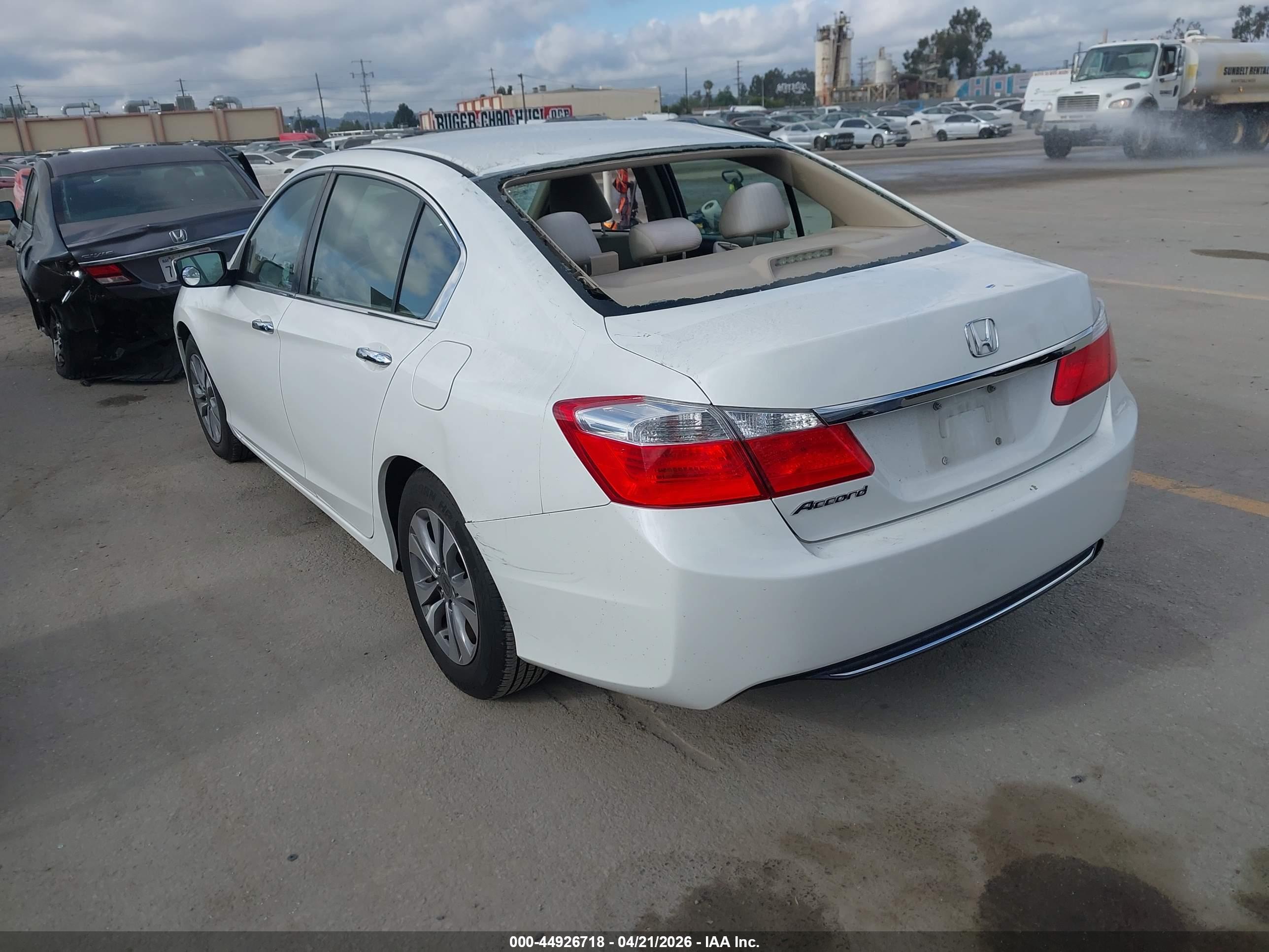 HONDA ACCORD image 3