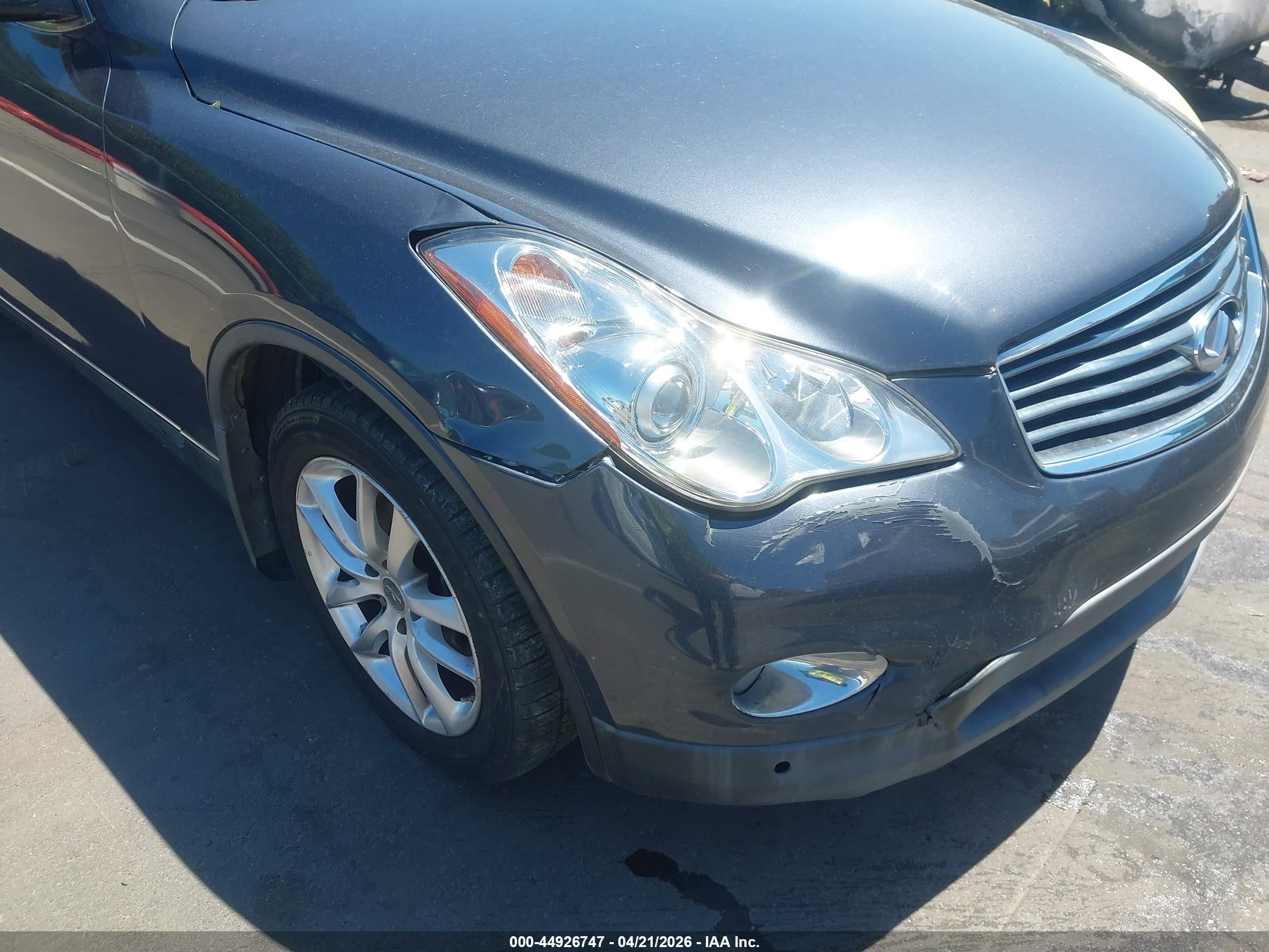 INFINITI EX35 image 6