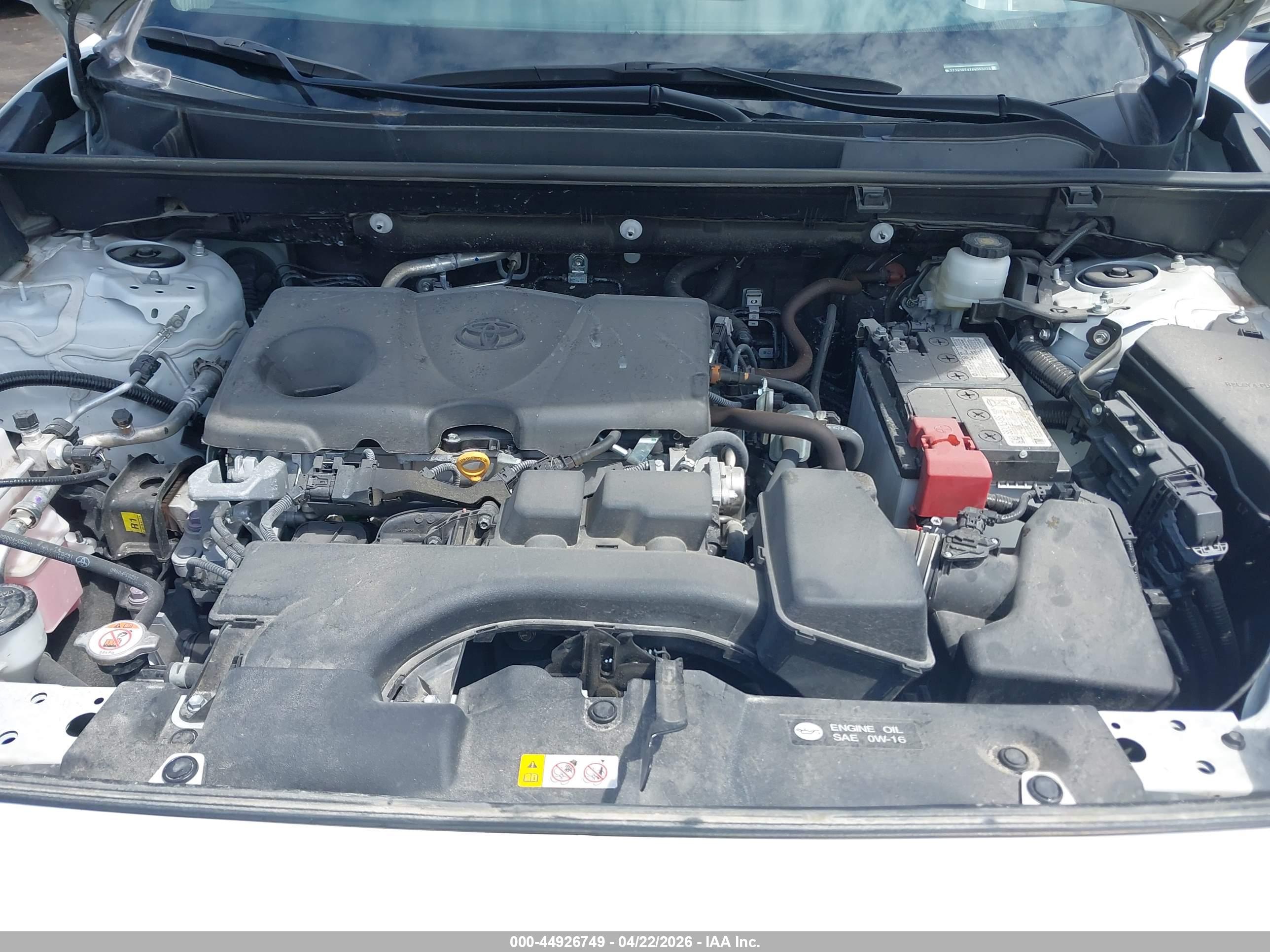 TOYOTA RAV4 image 10