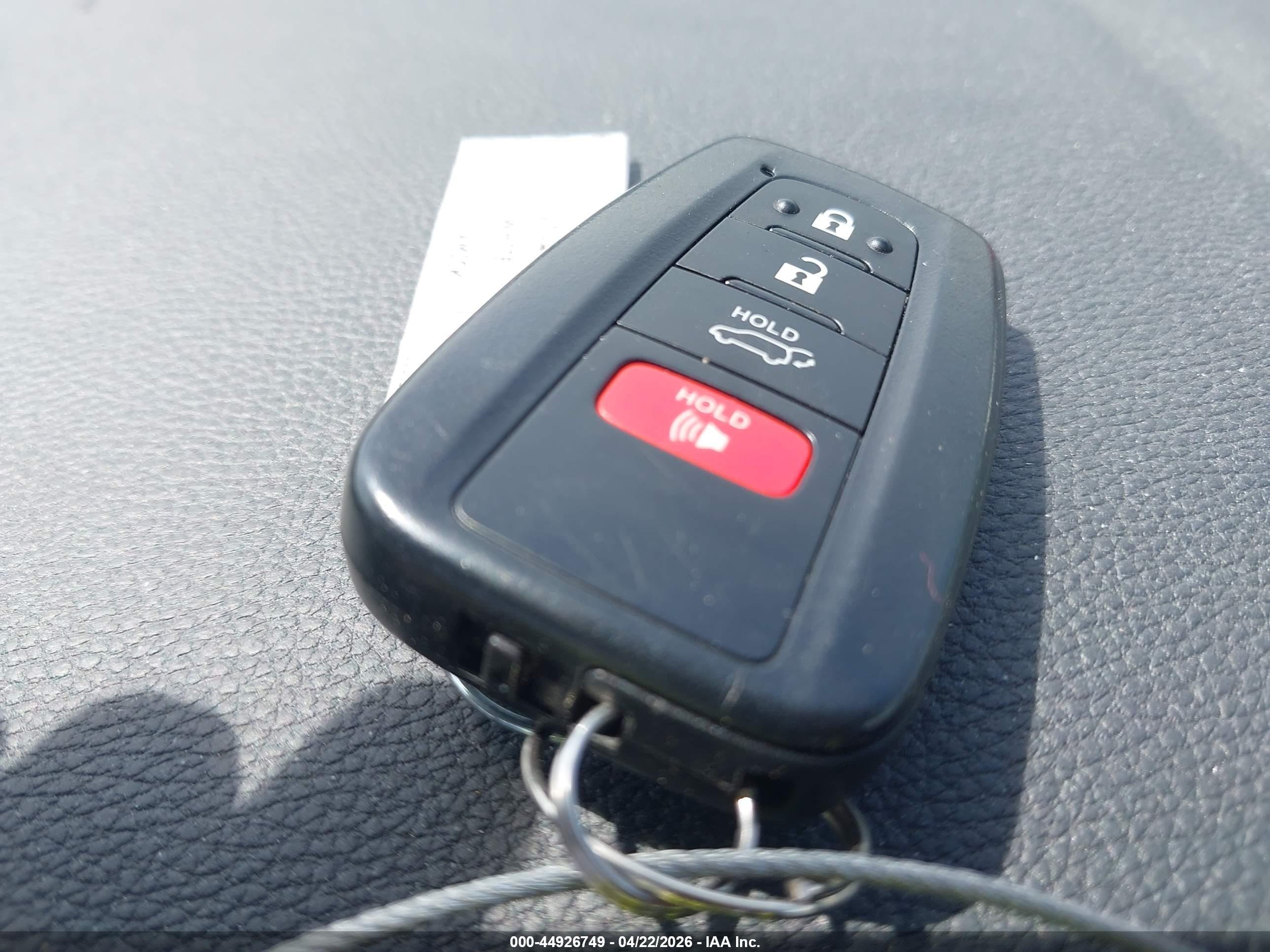 TOYOTA RAV4 image 11