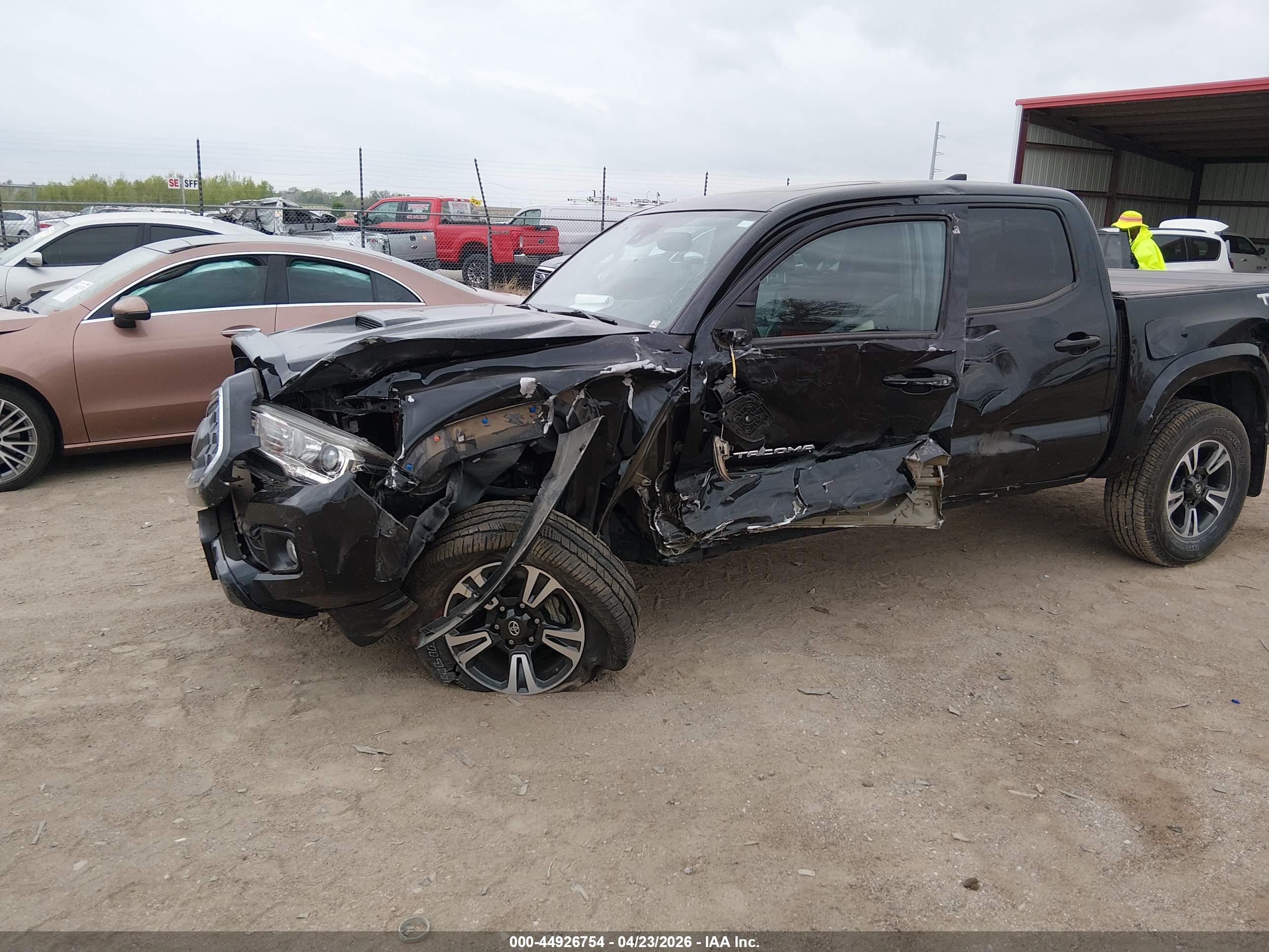 TOYOTA TACOMA image 6