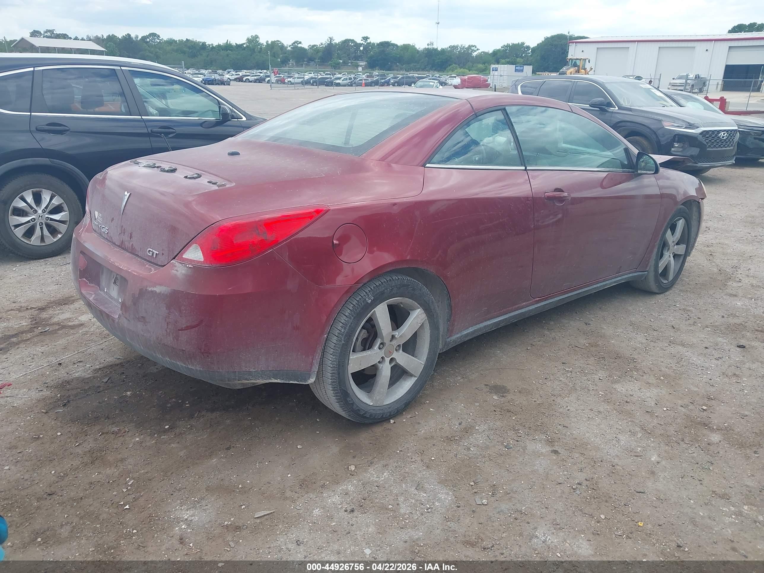 PONTIAC G6 image 4