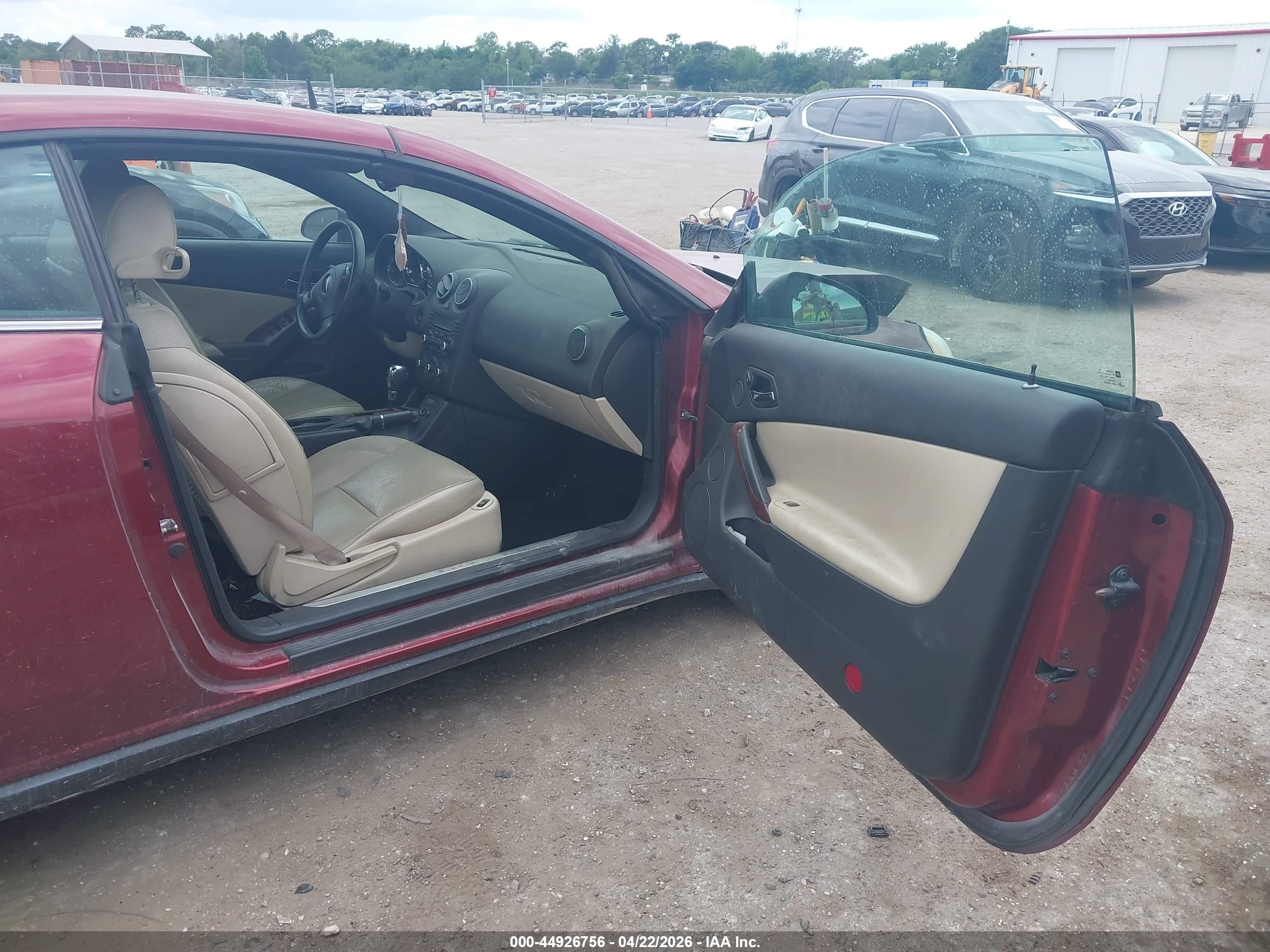 PONTIAC G6 image 5