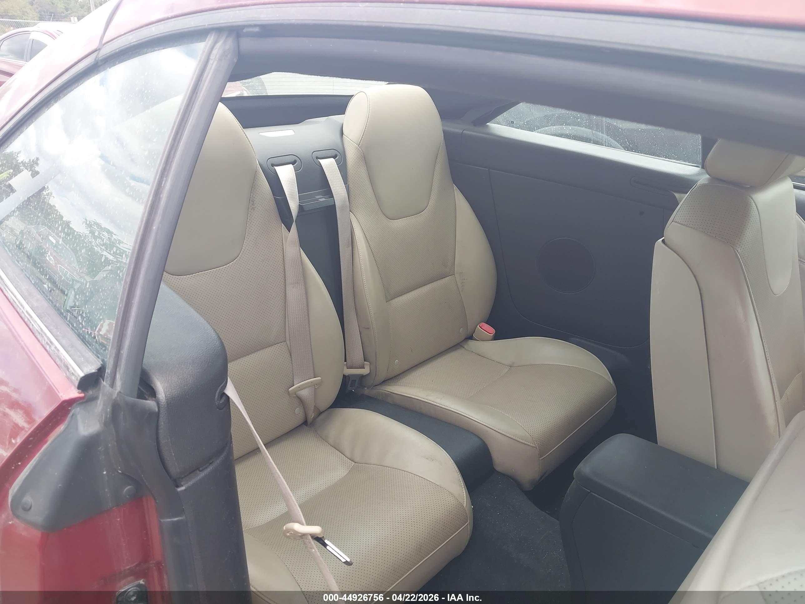 PONTIAC G6 image 8