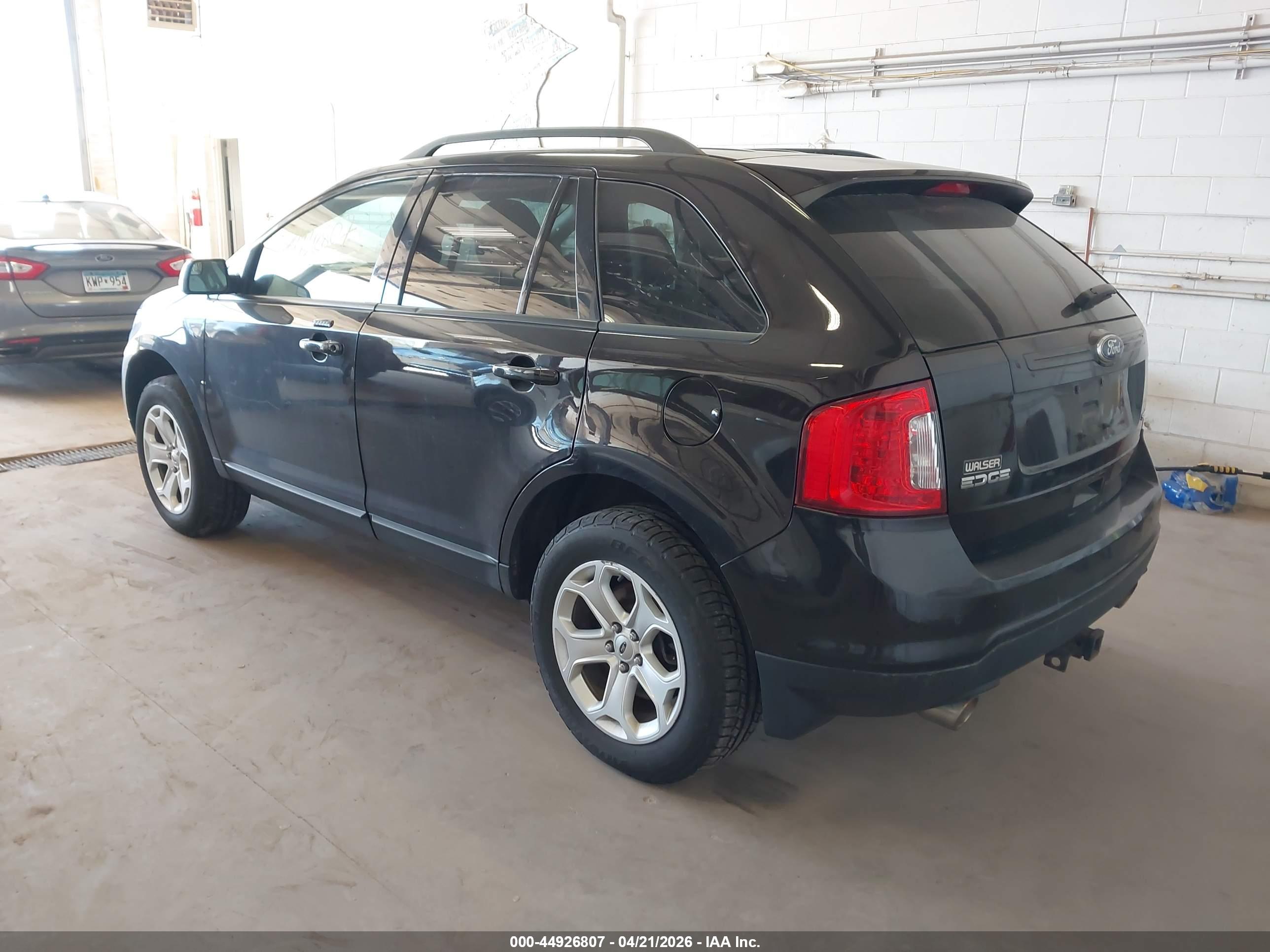 FORD EDGE image 3
