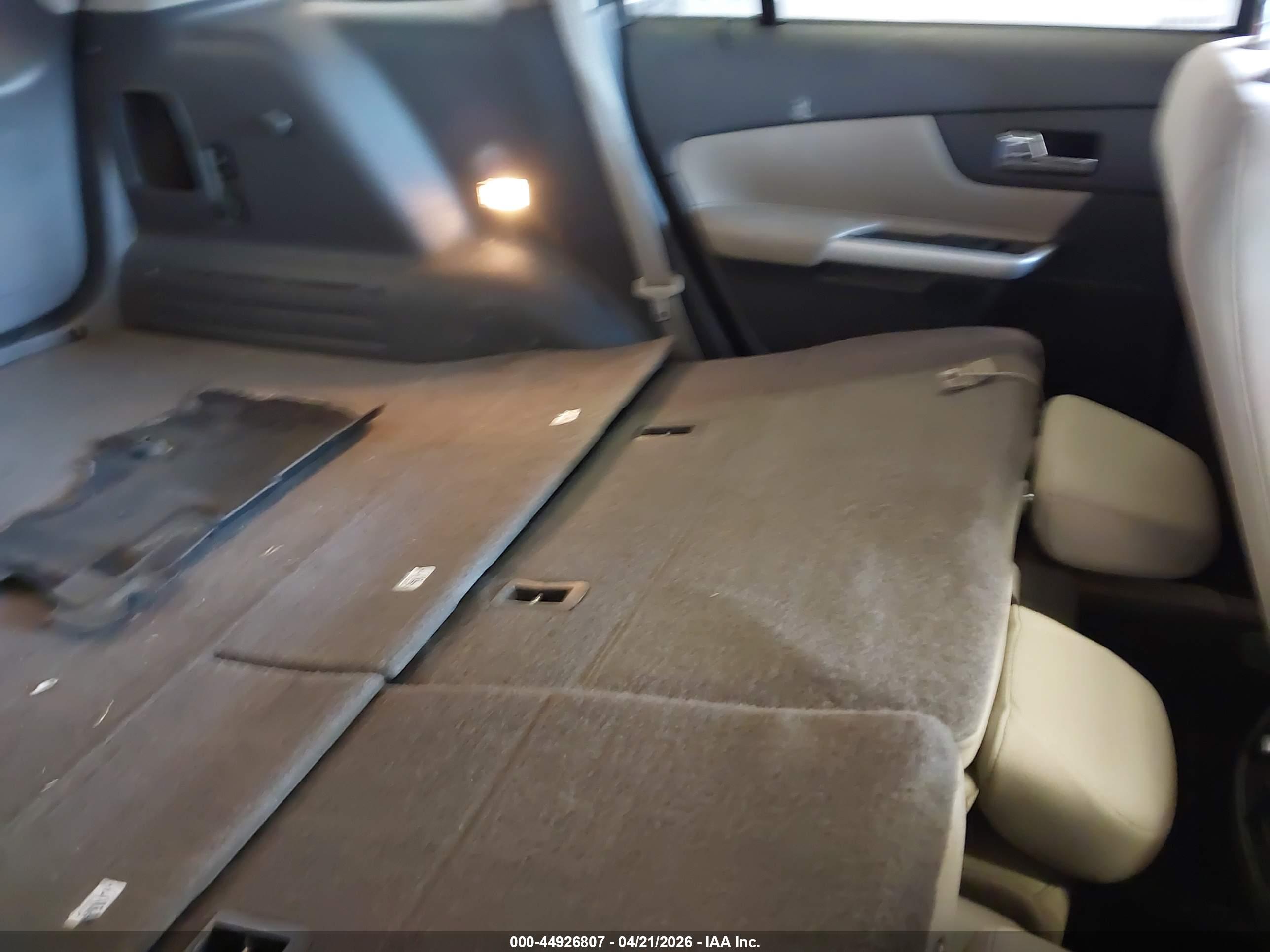 FORD EDGE image 8