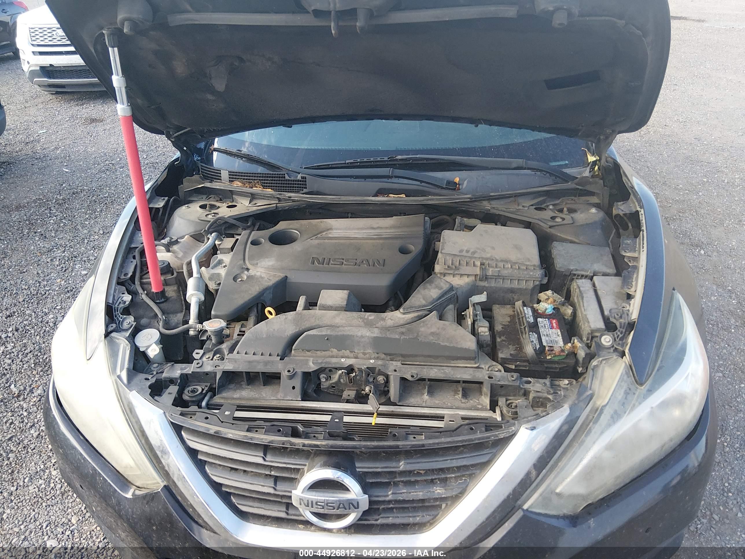 NISSAN ALTIMA image 10