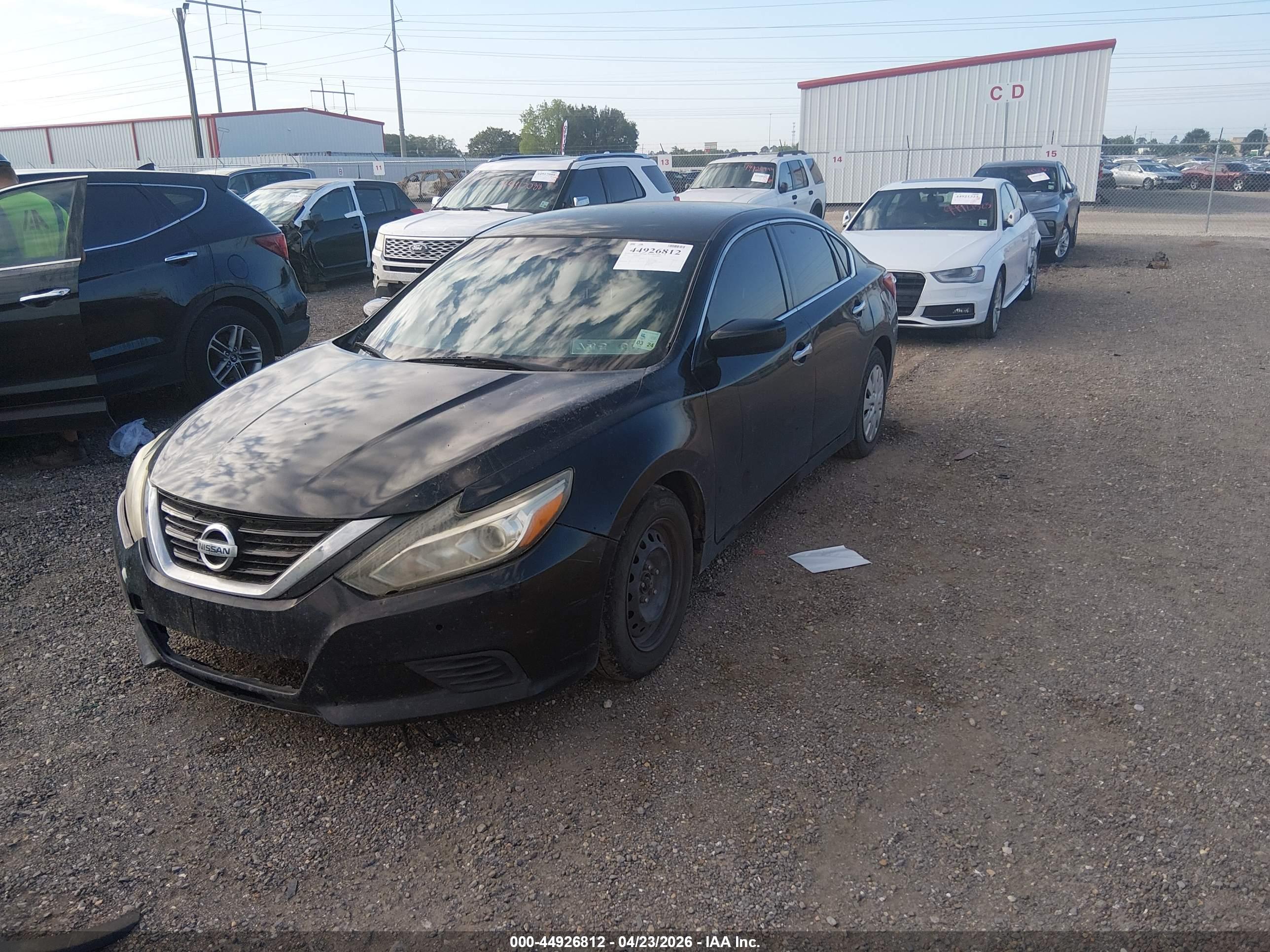 NISSAN ALTIMA image 2