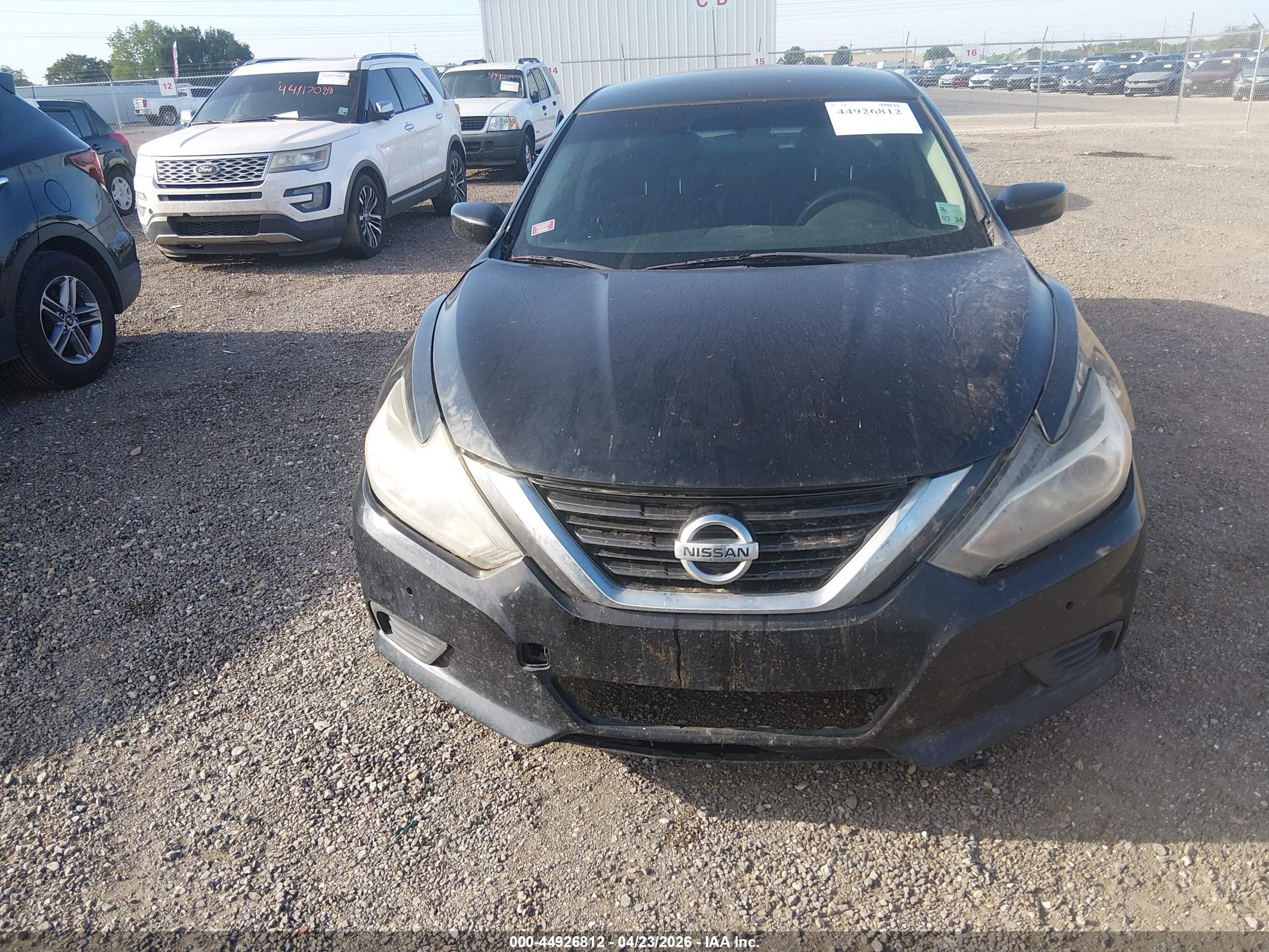 NISSAN ALTIMA image 6