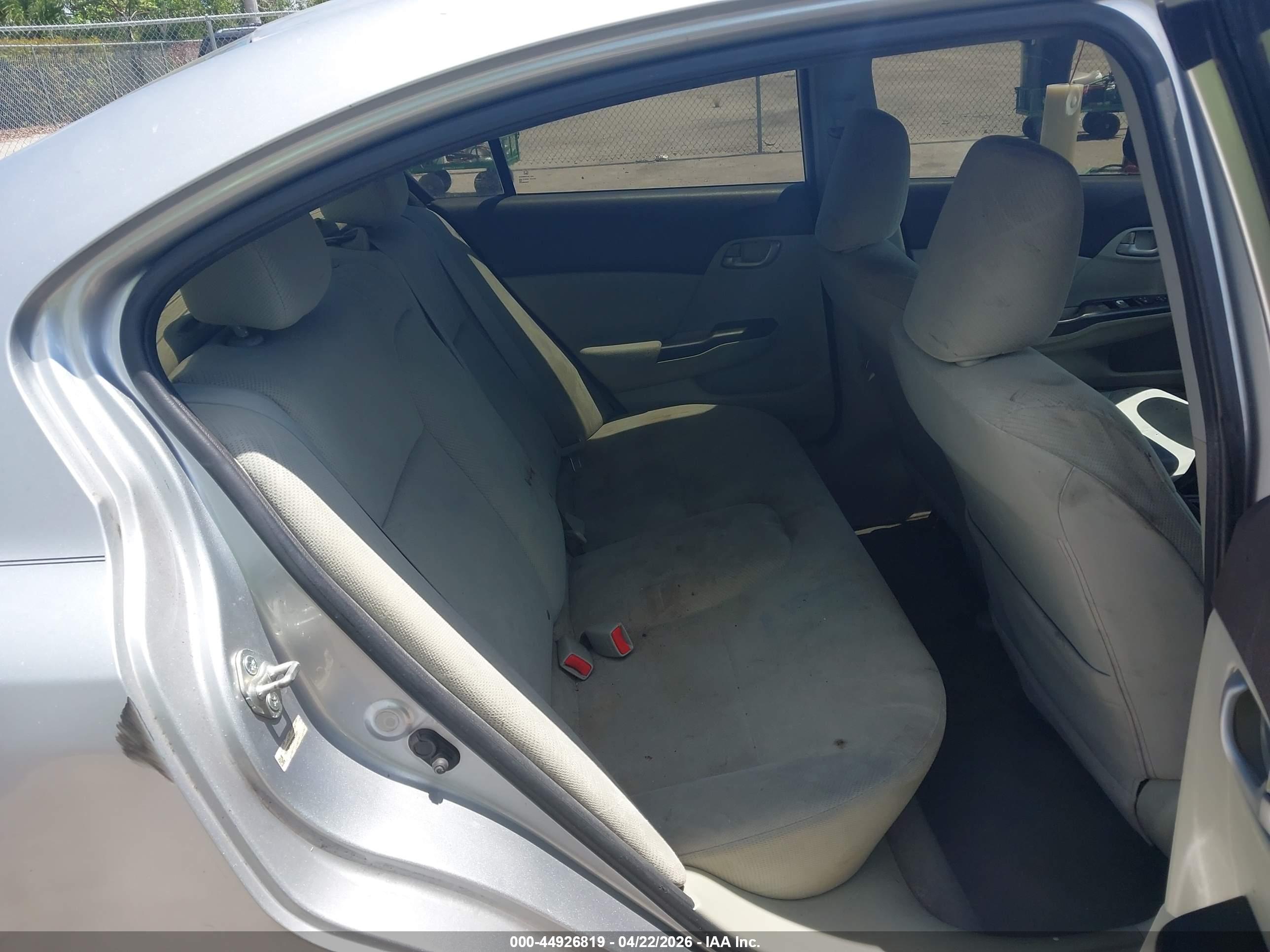 HONDA CIVIC image 8