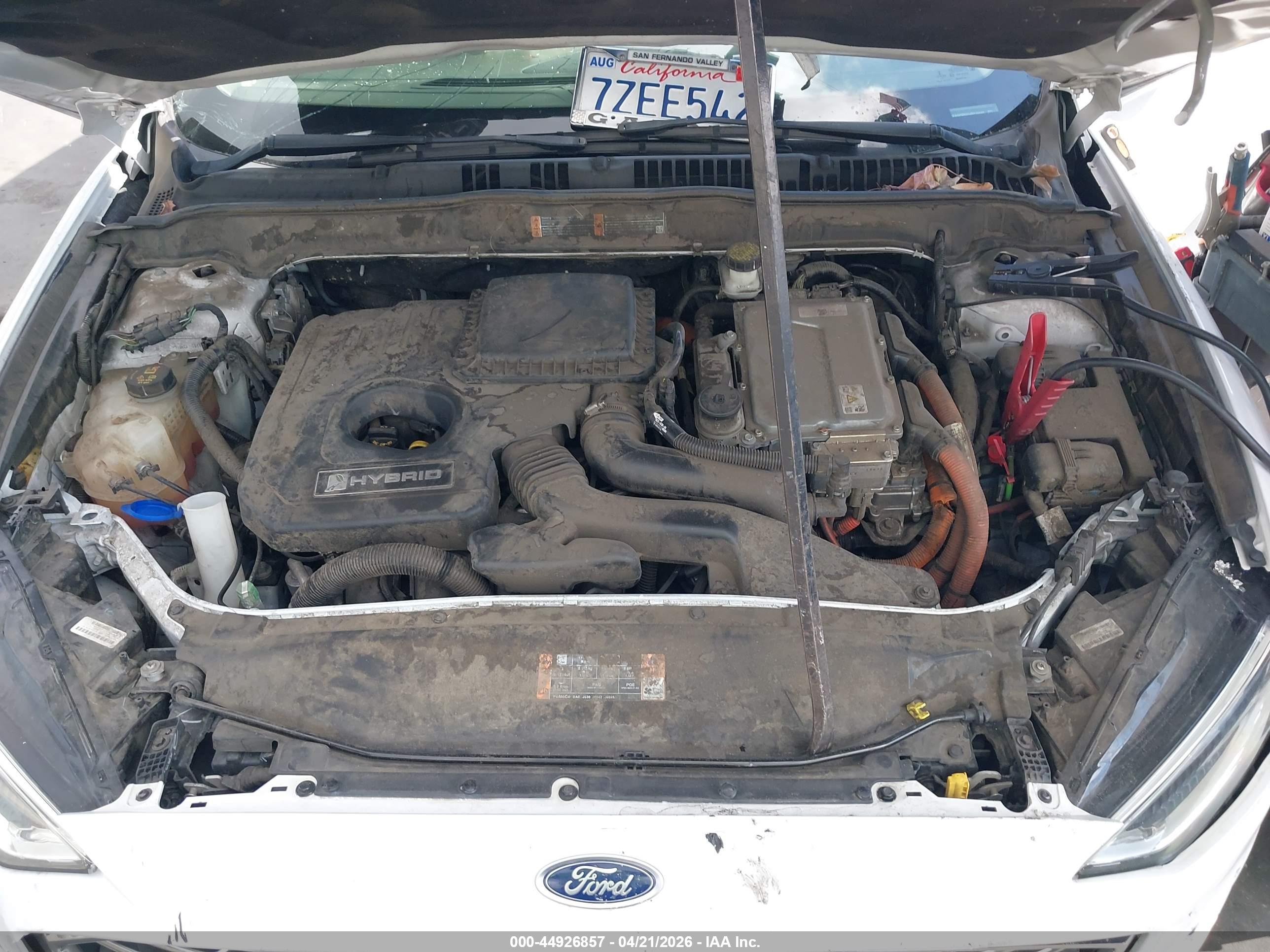 FORD FUSION image 10