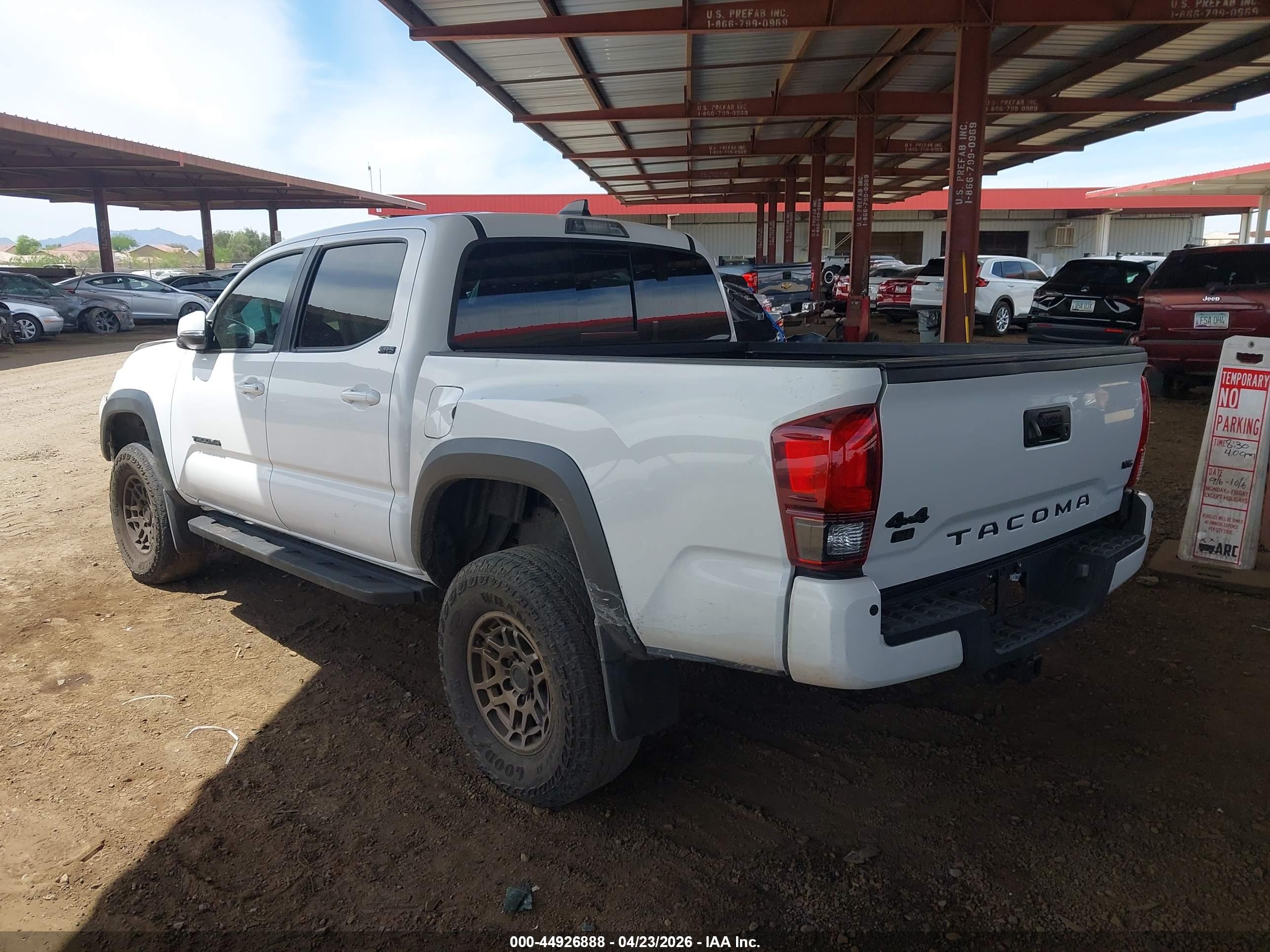 TOYOTA TACOMA image 3