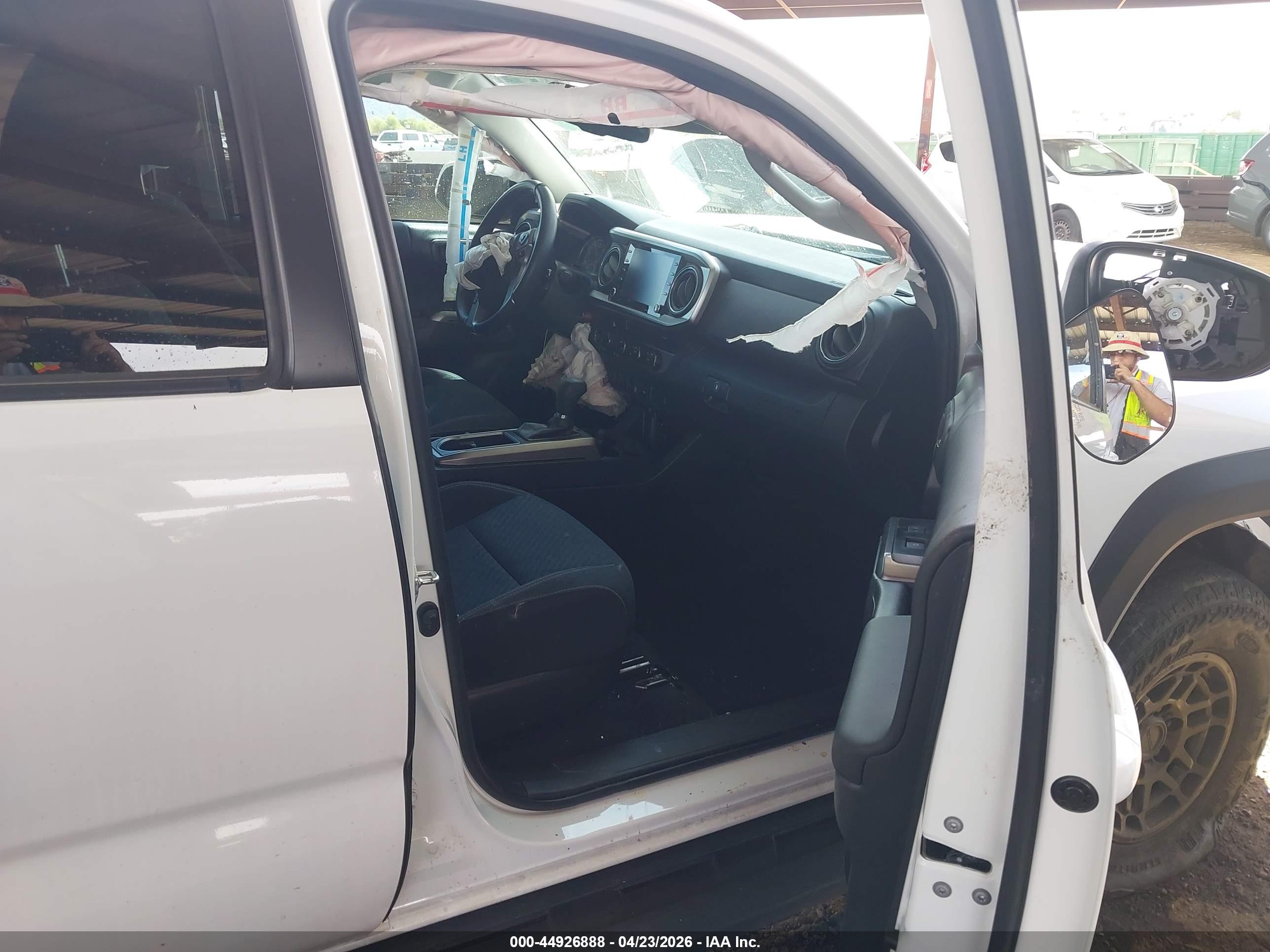 TOYOTA TACOMA image 5