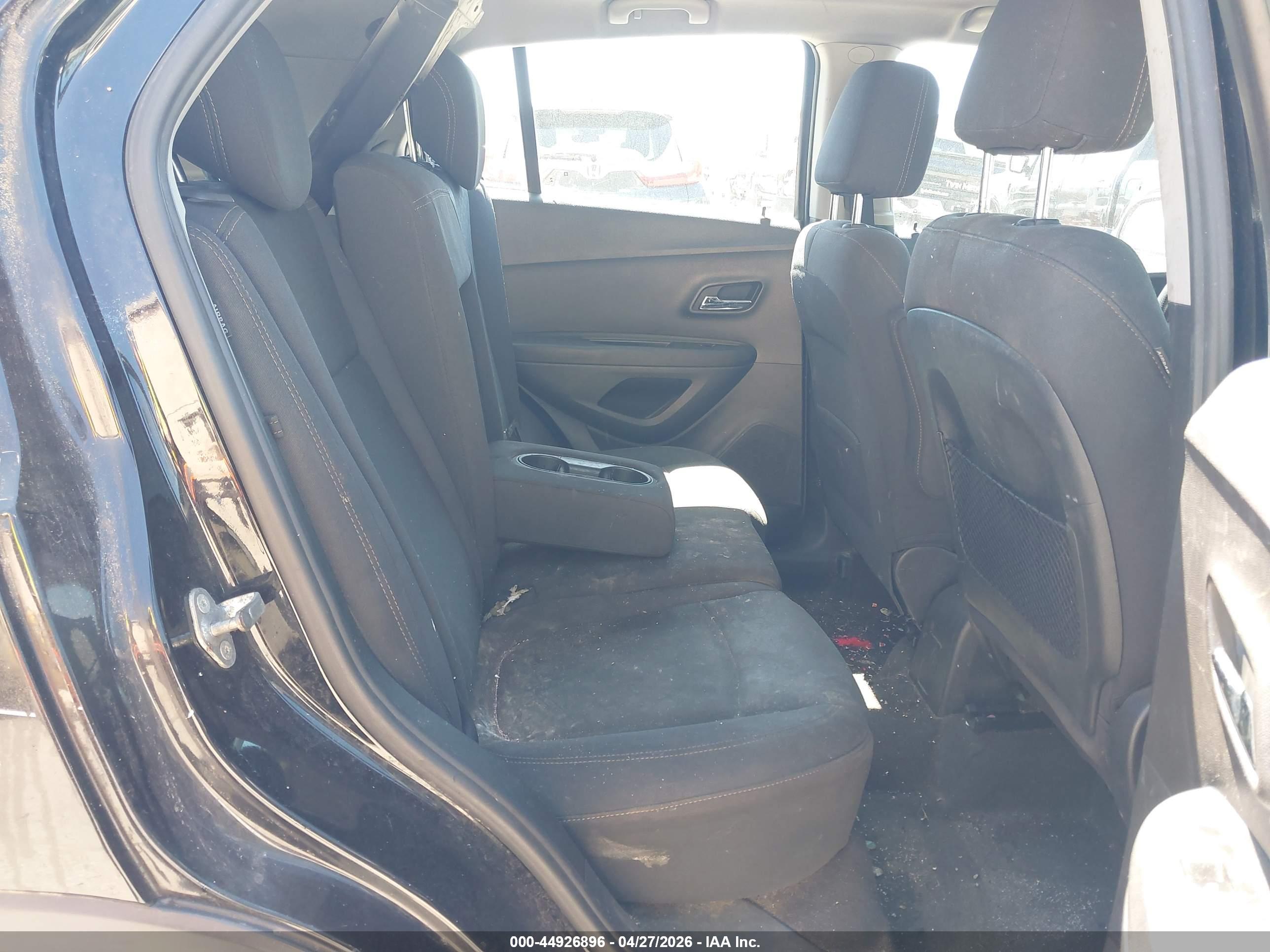 CHEVROLET TRAX image 8