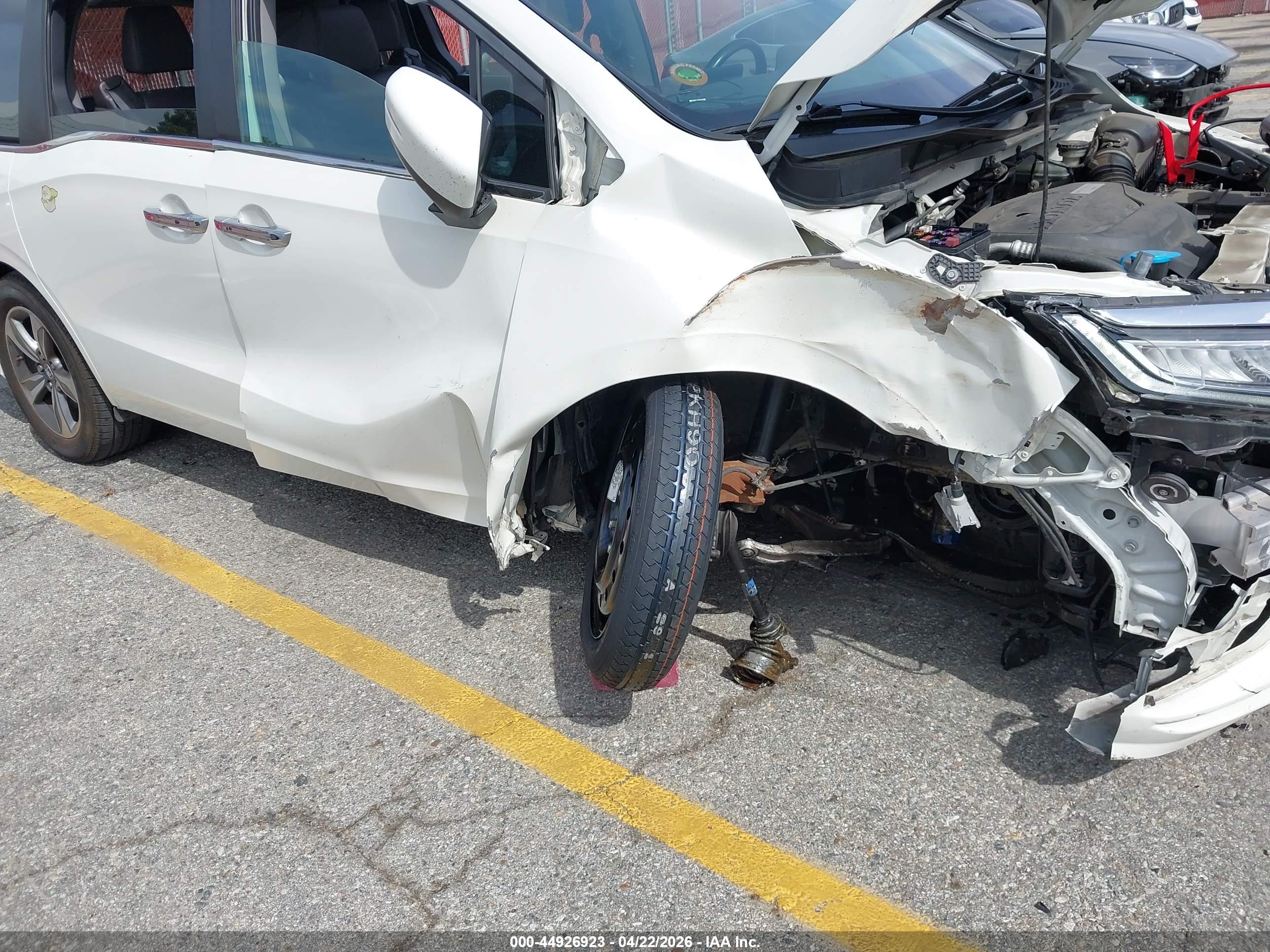 HONDA ODYSSEY image 6