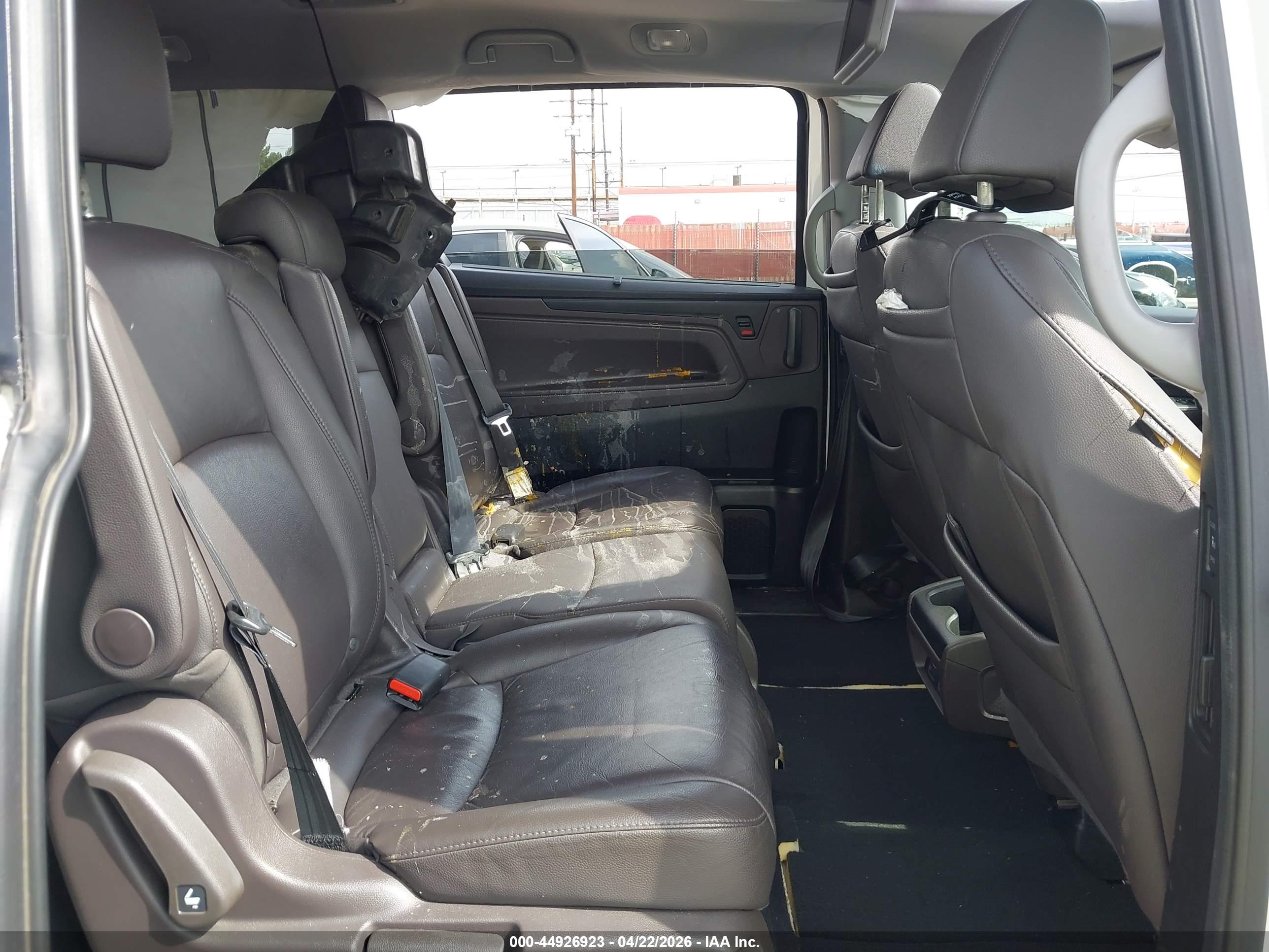 HONDA ODYSSEY image 8