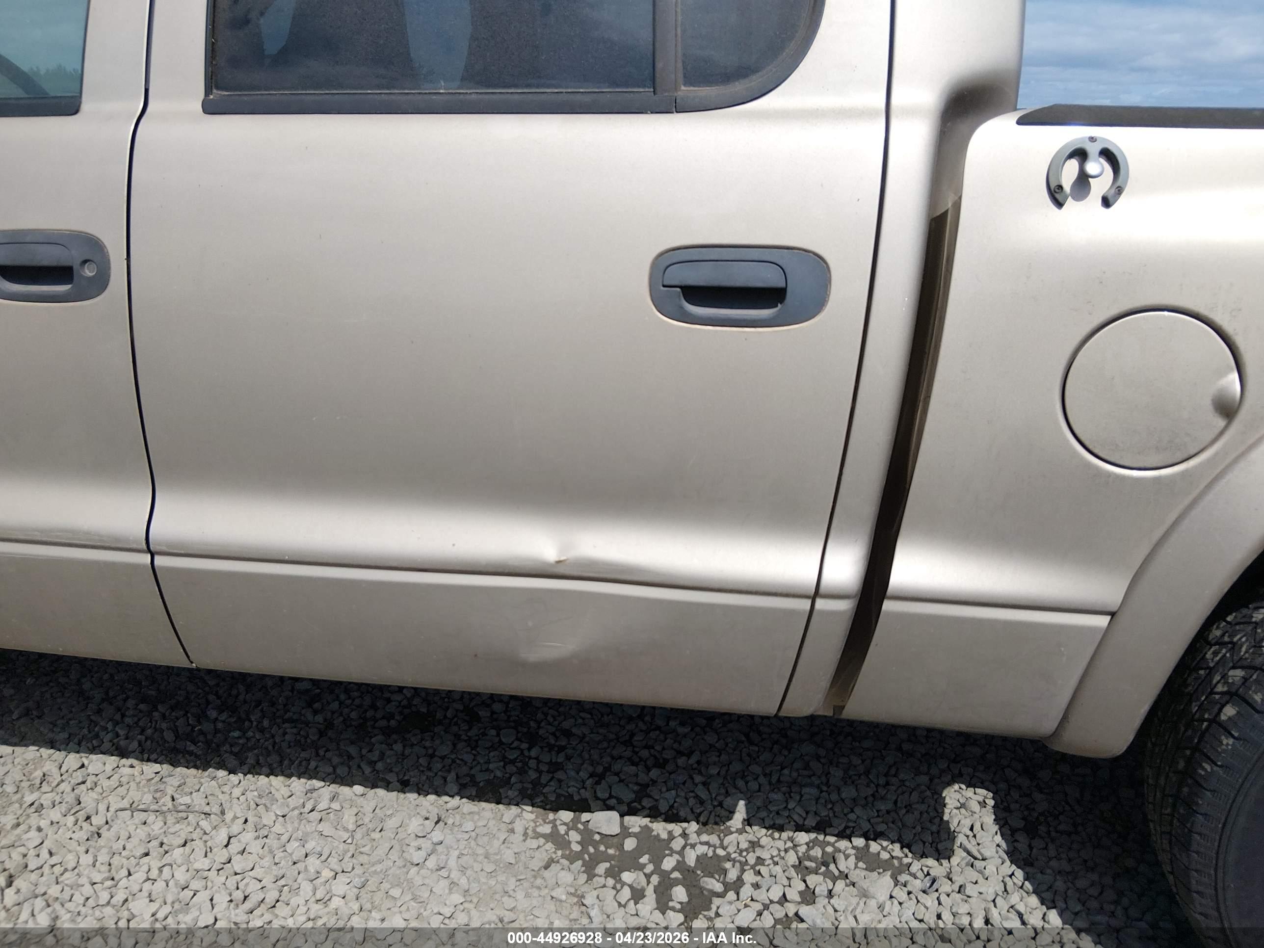 DODGE DAKOTA image 6
