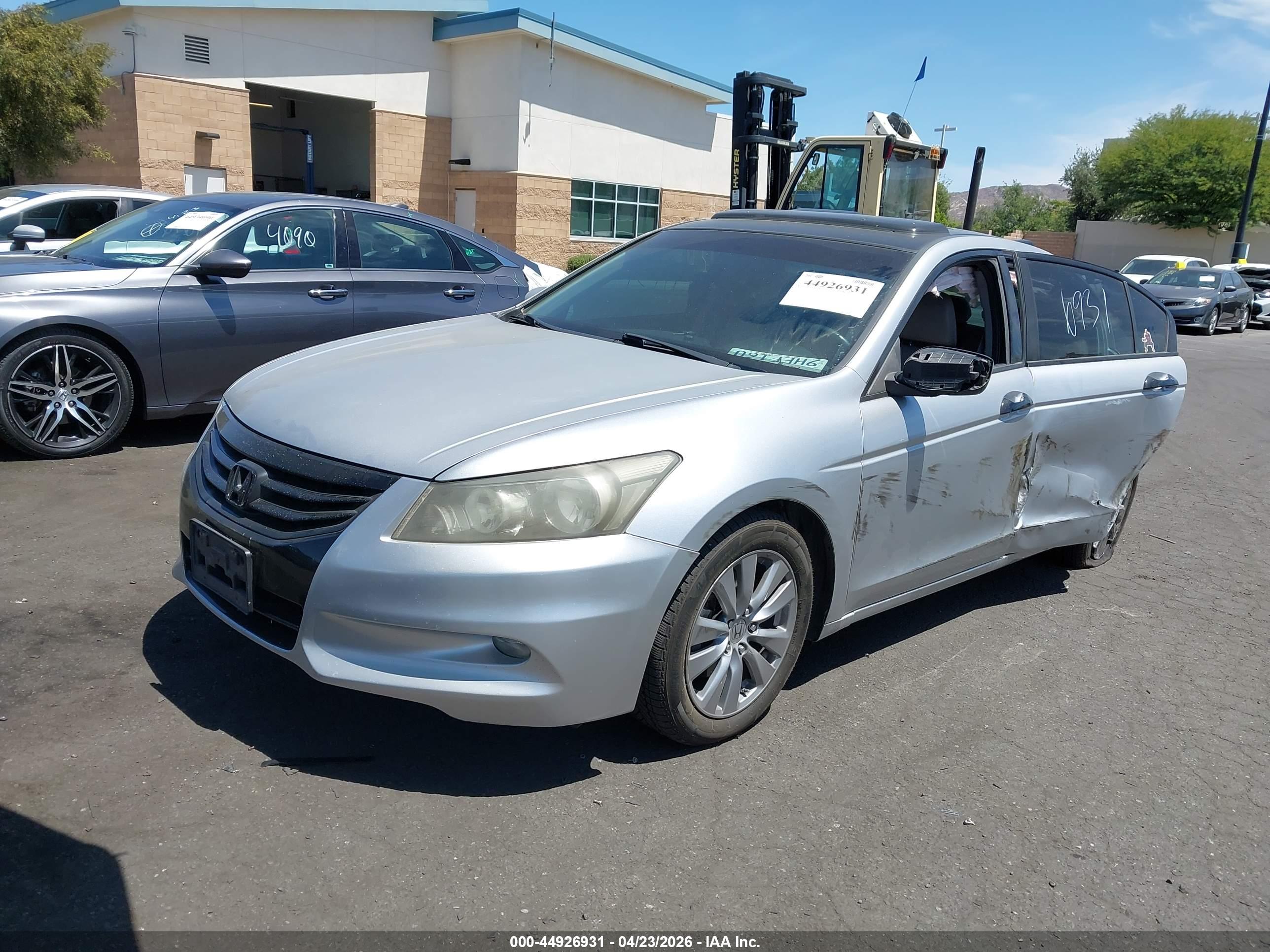 HONDA ACCORD image 2