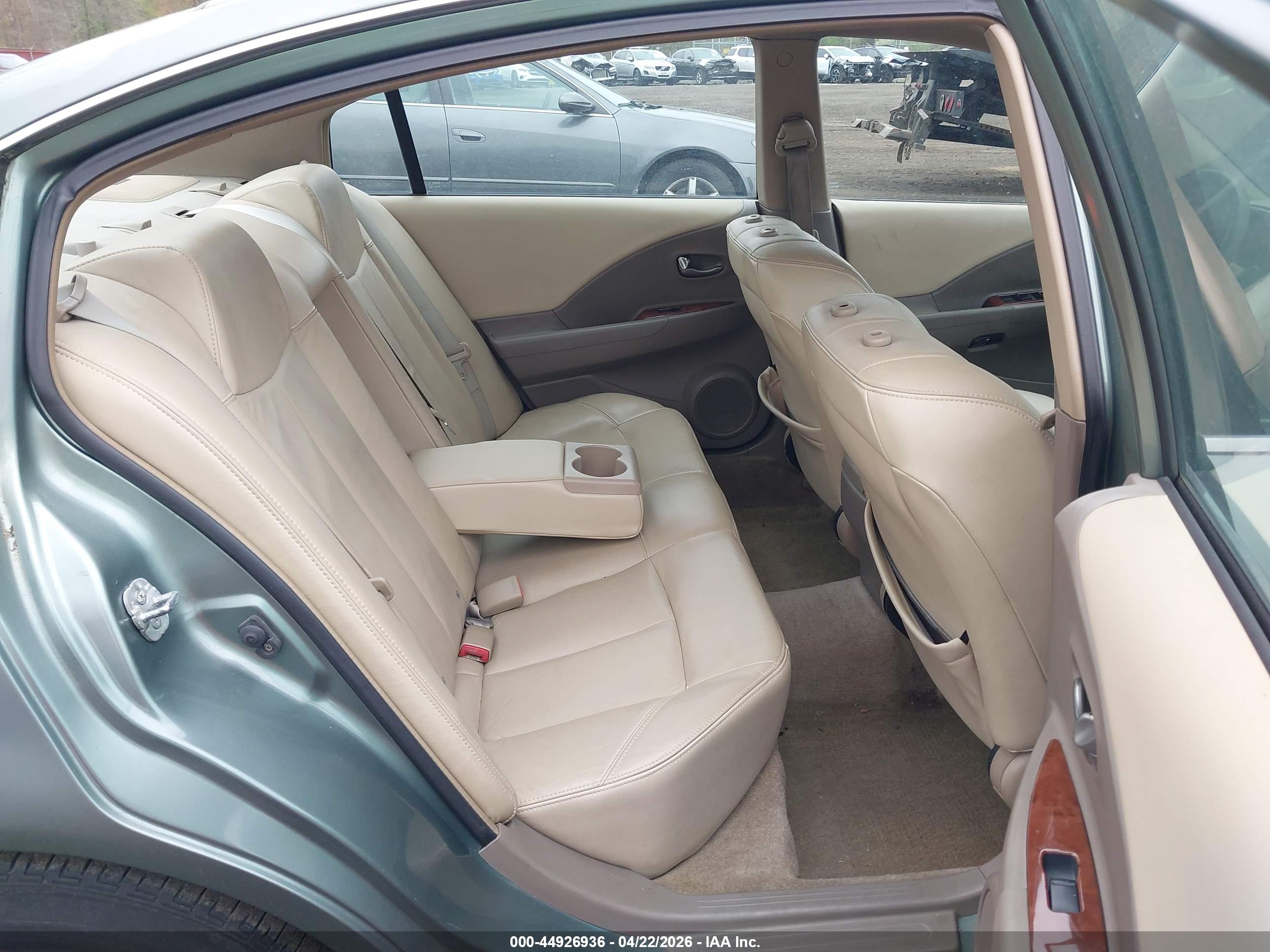 NISSAN ALTIMA image 8