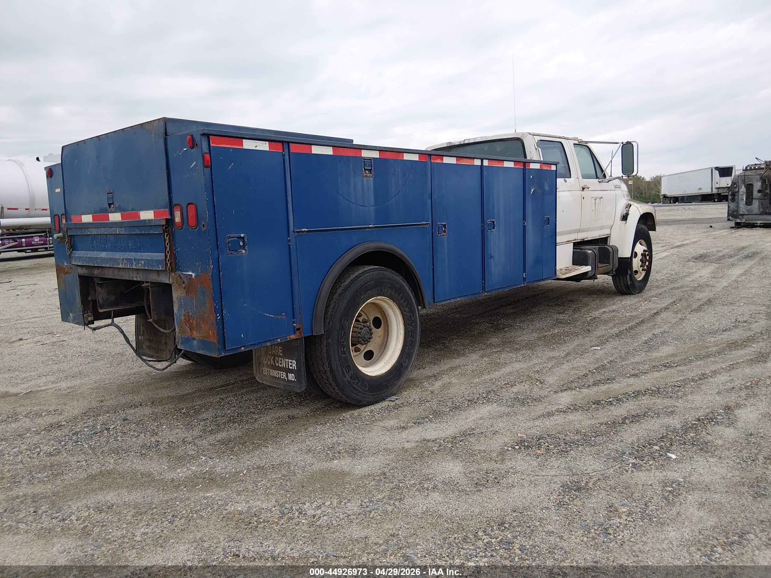 FORD F800 image 4
