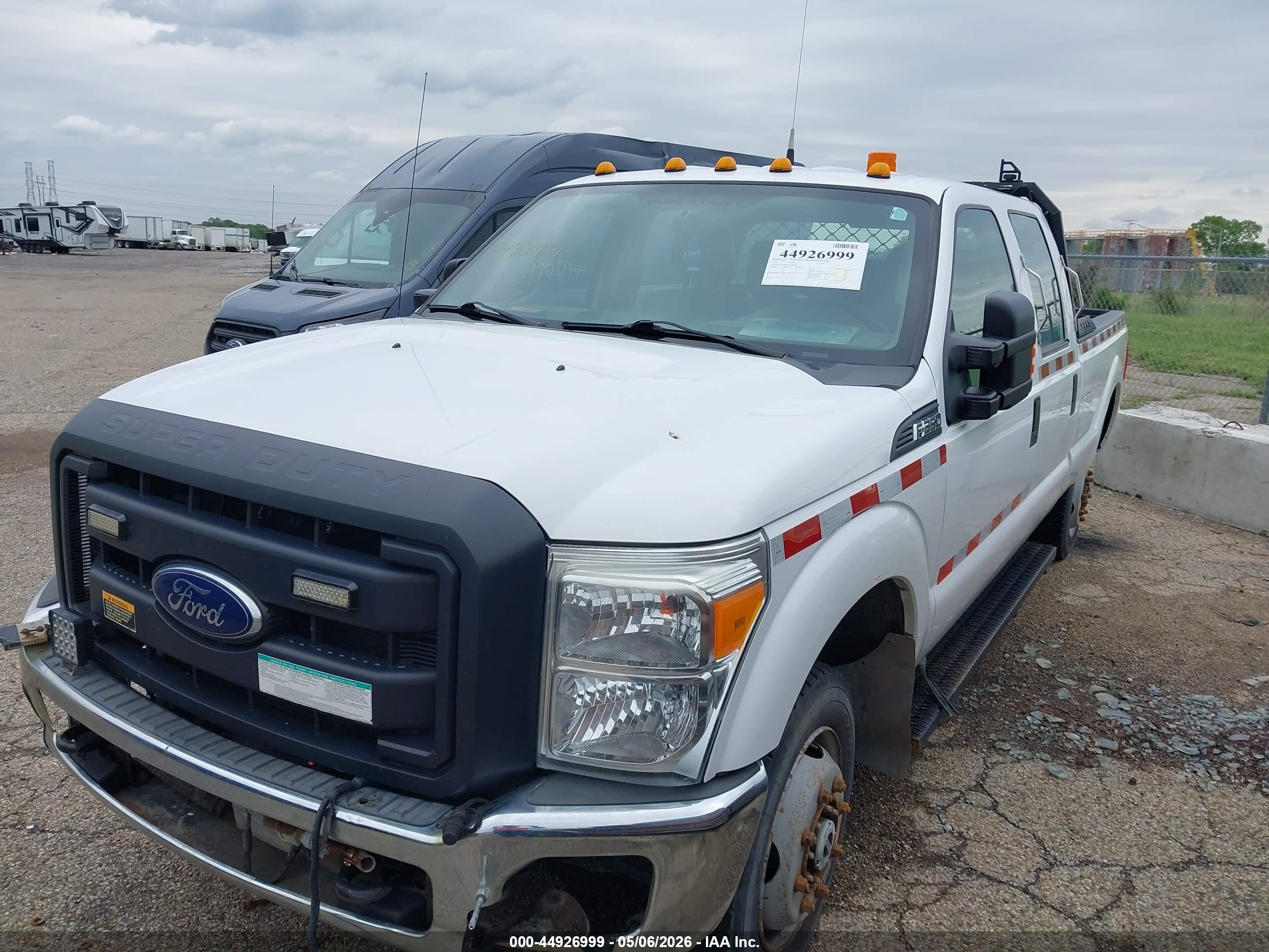 FORD F-350 image 6
