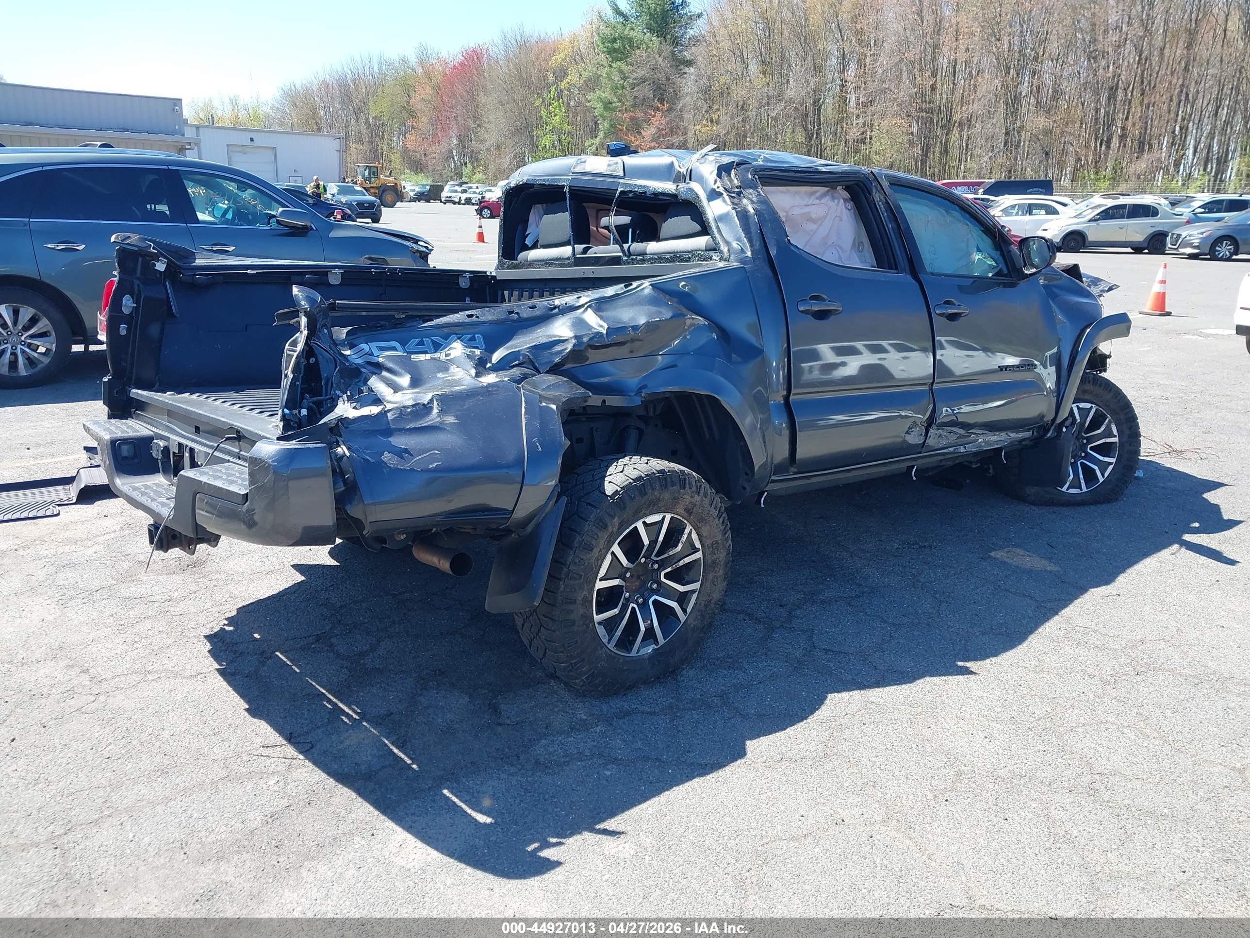 TOYOTA TACOMA image 4