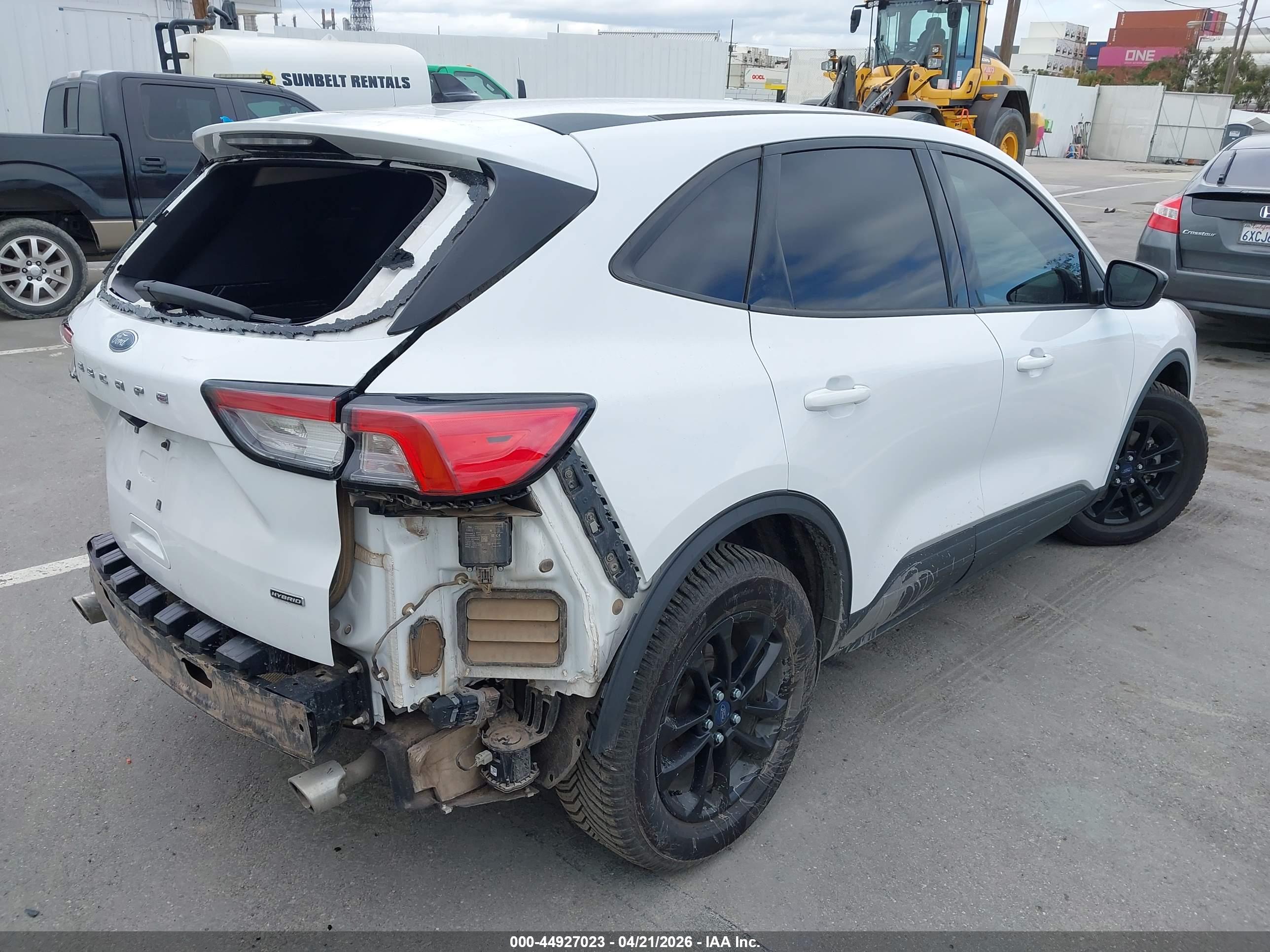 FORD ESCAPE image 4