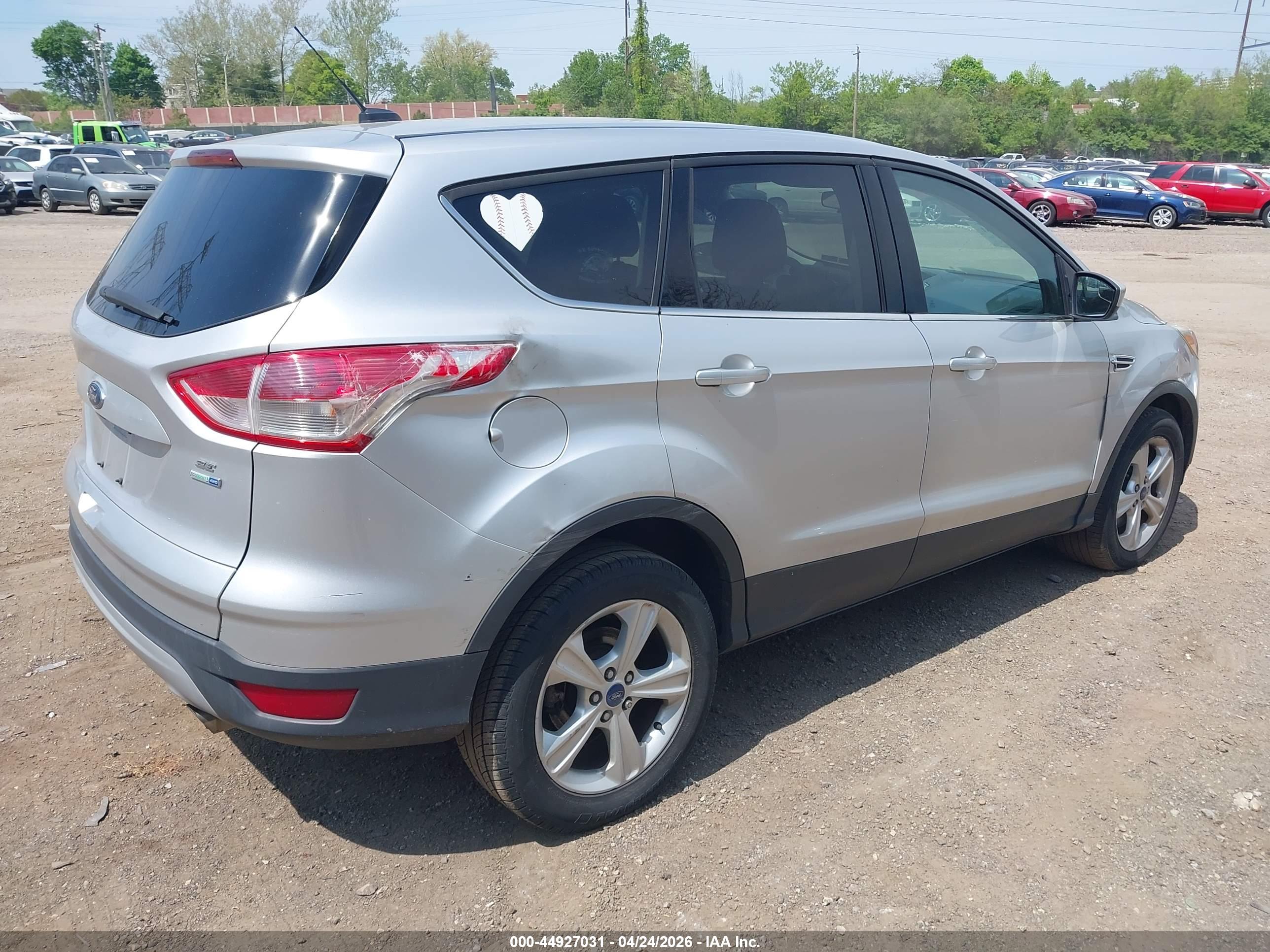 FORD ESCAPE image 4