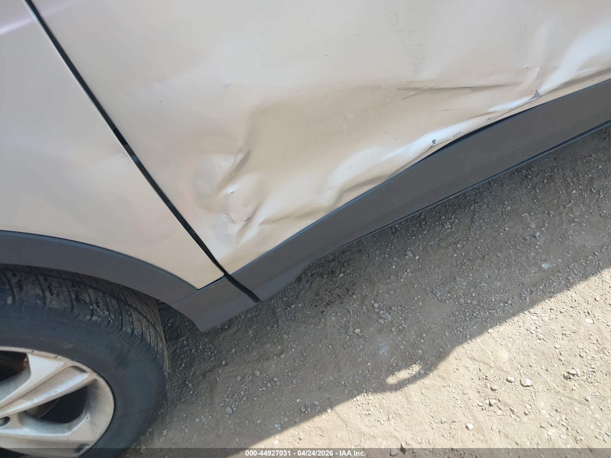 FORD ESCAPE image 6