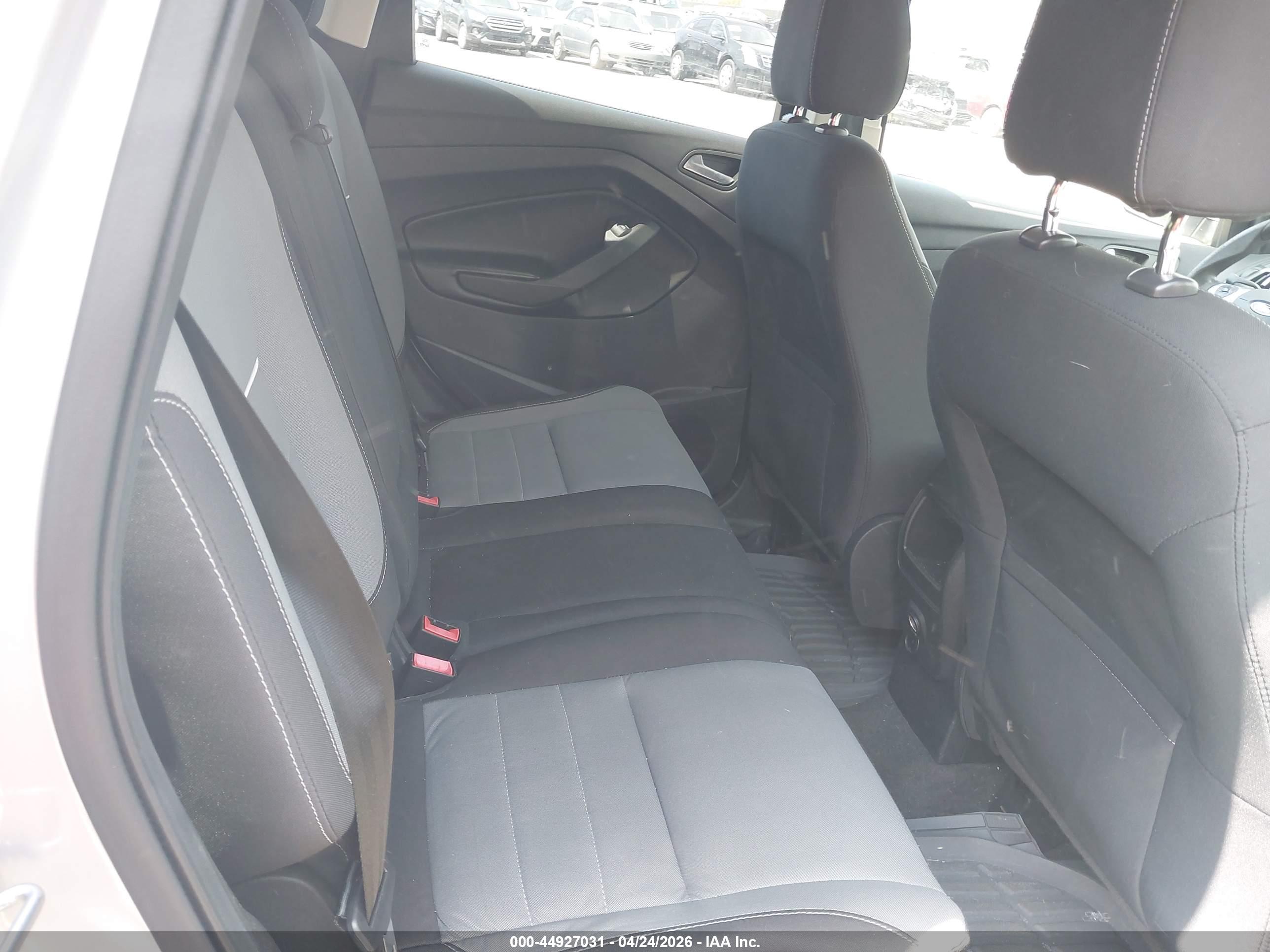FORD ESCAPE image 8