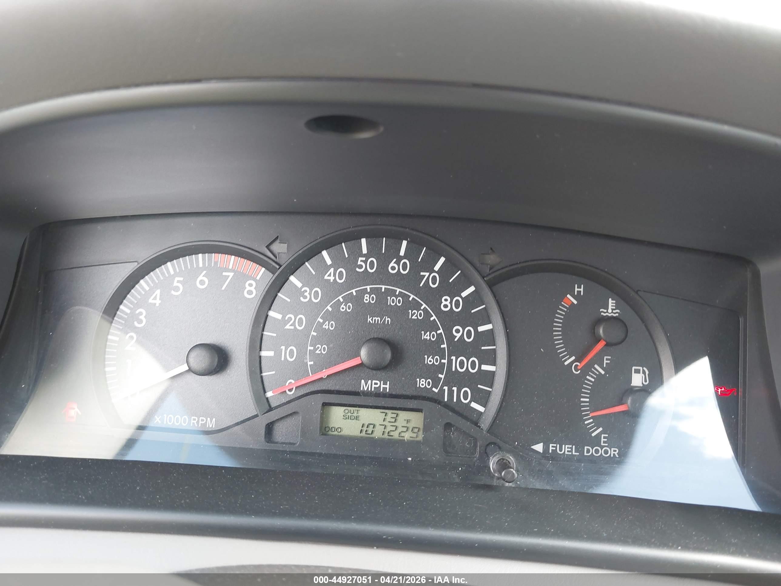 TOYOTA COROLLA image 7
