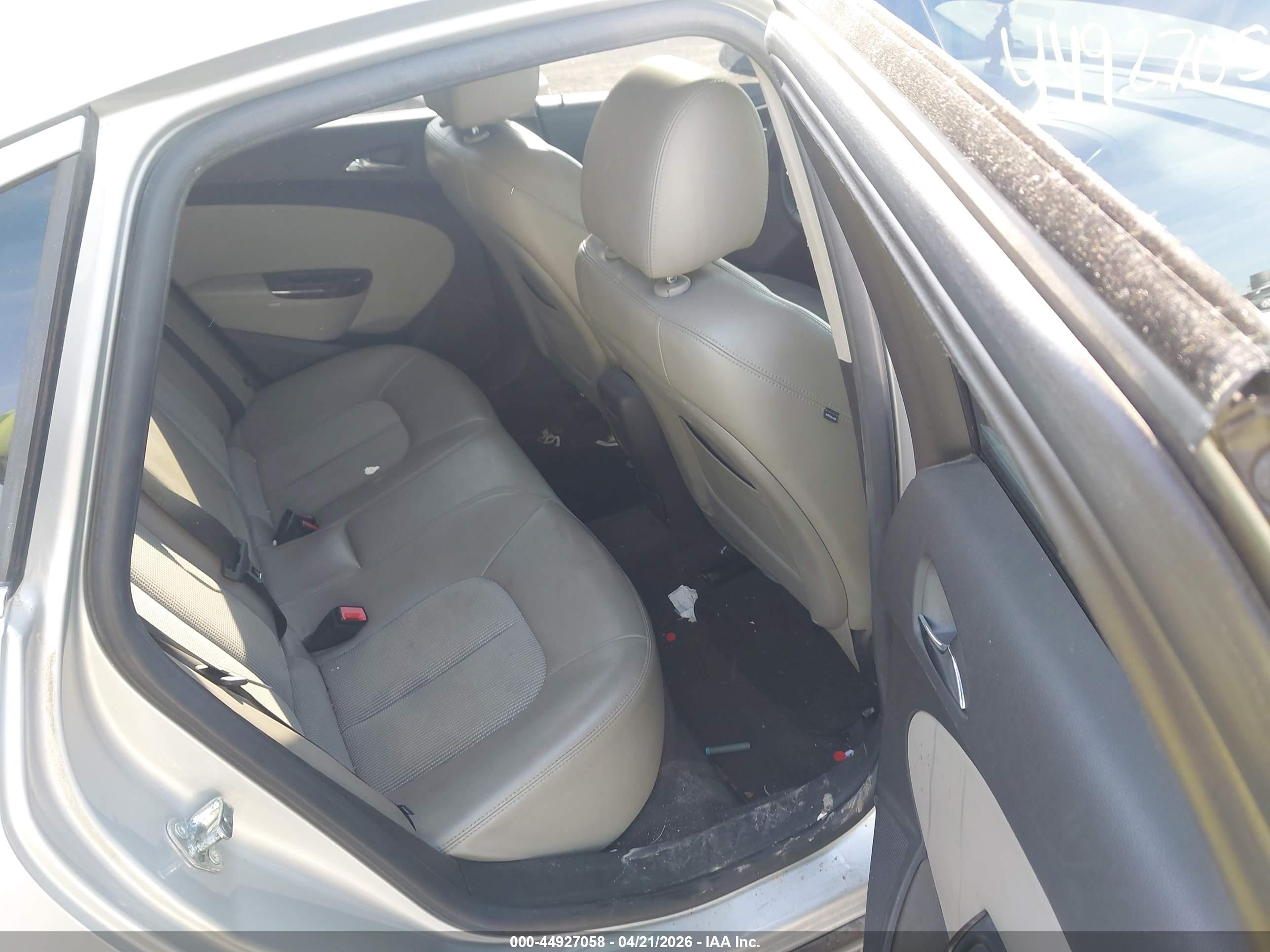 BUICK VERANO image 8