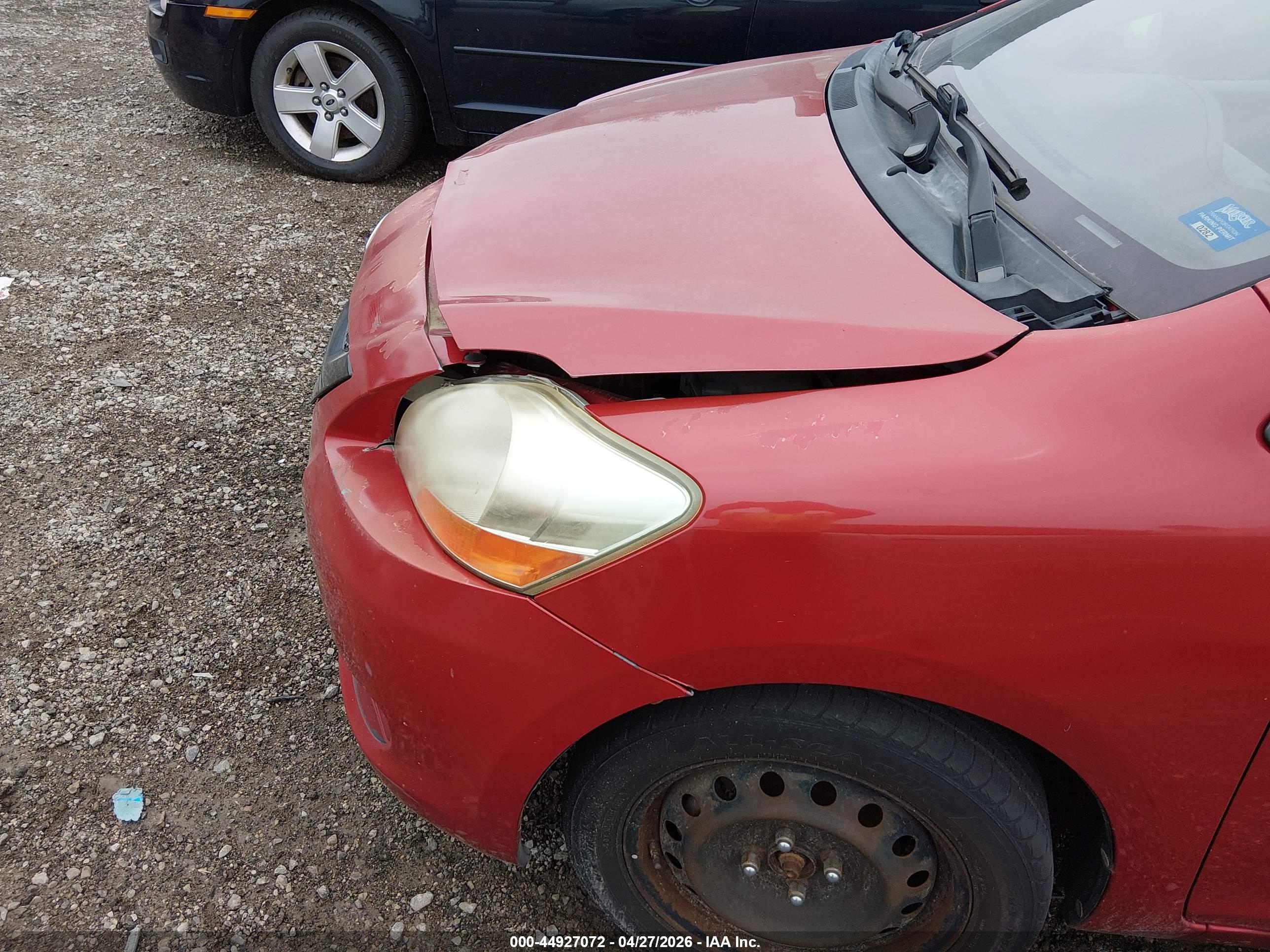 TOYOTA YARIS image 6