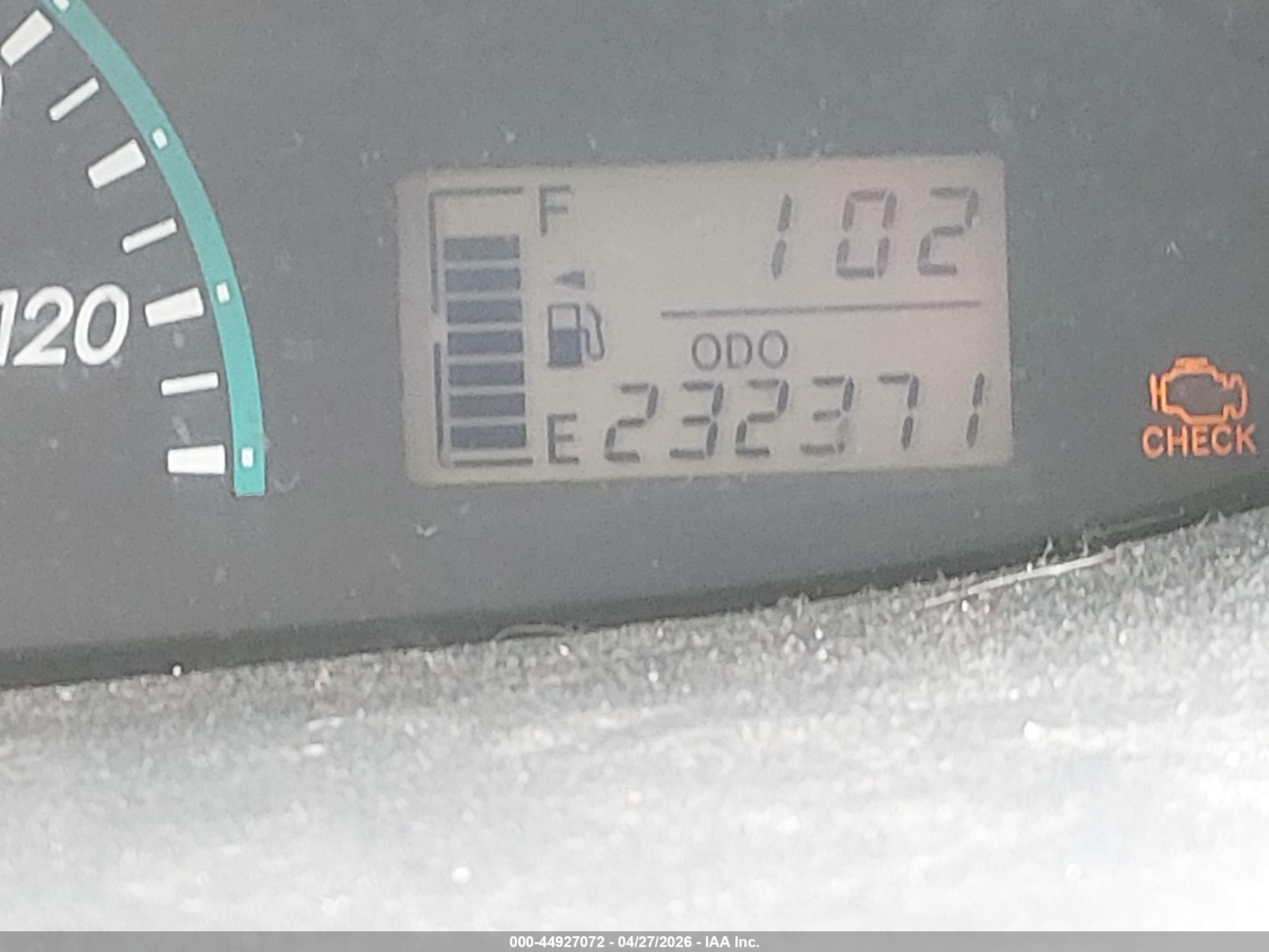 TOYOTA YARIS image 7