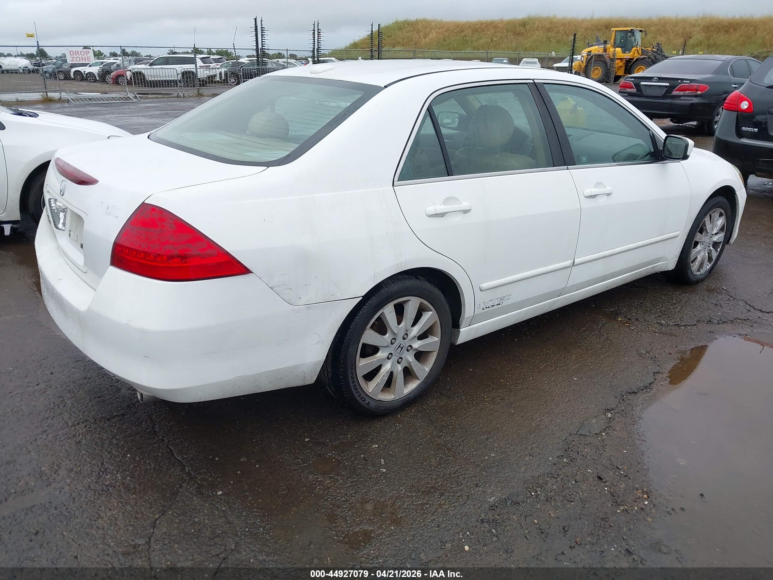HONDA ACCORD image 4