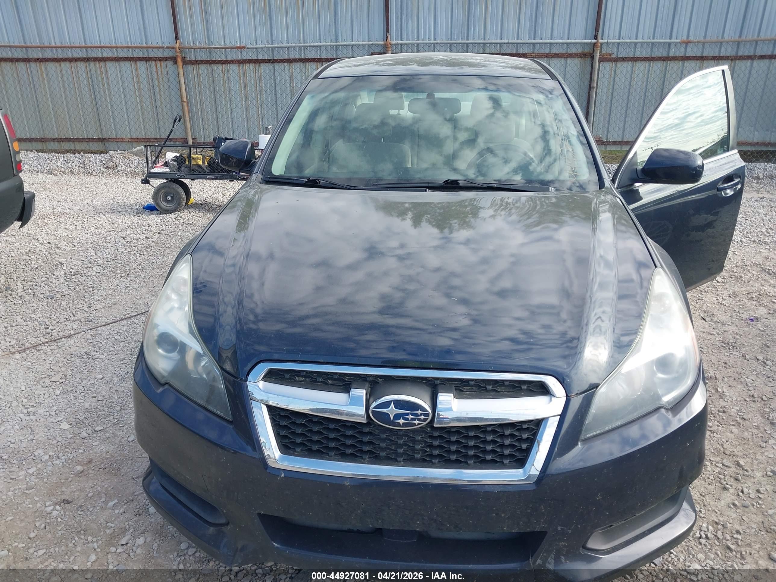 SUBARU LEGACY image 6