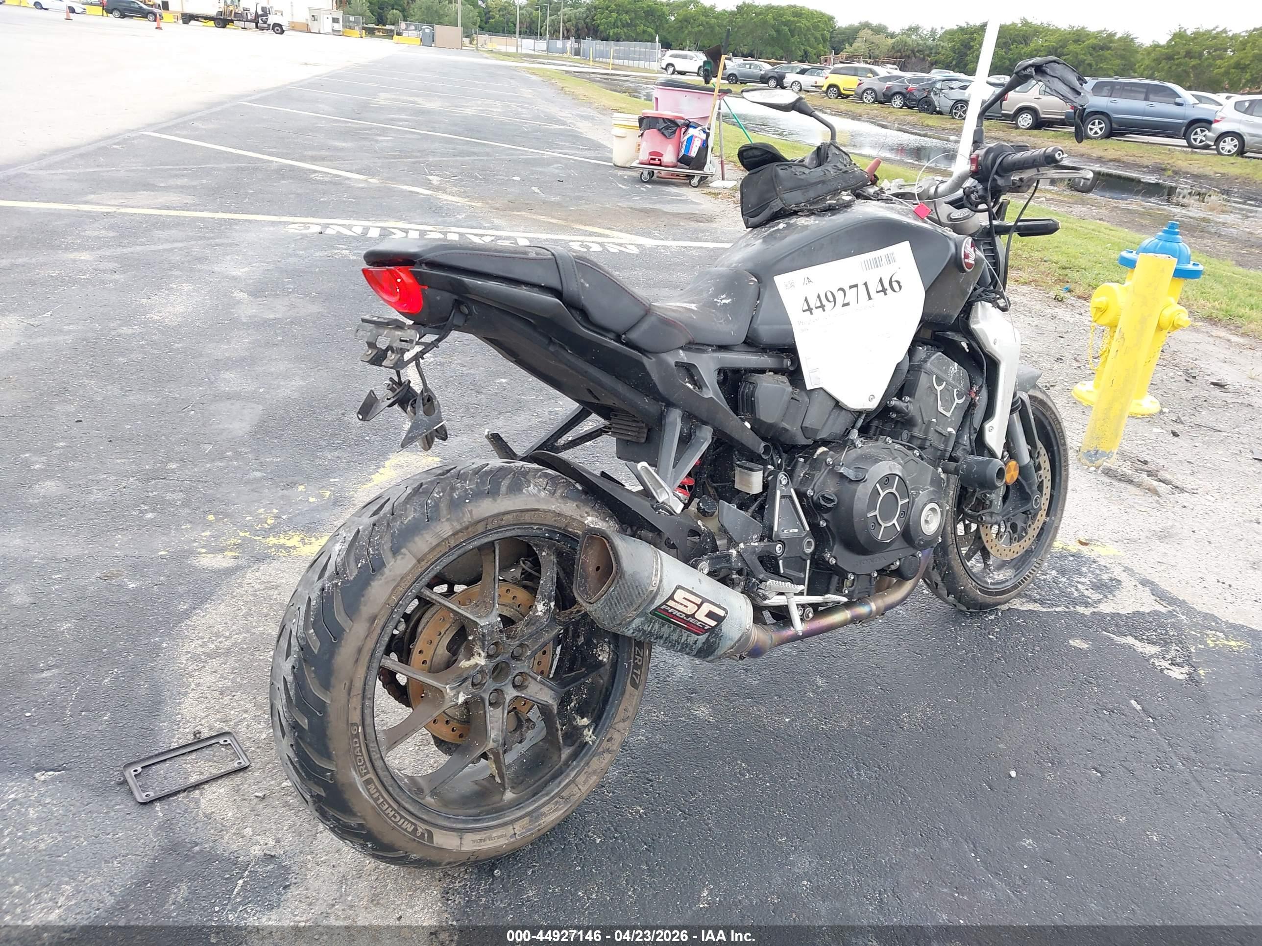 HONDA CB1000 image 4